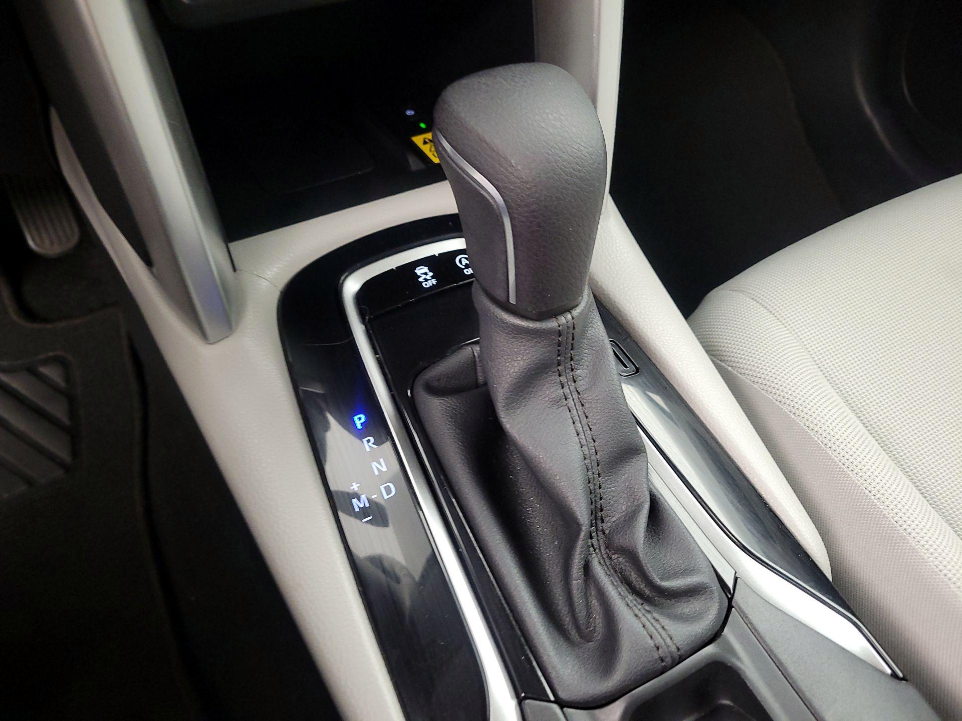 Thumbnail: 2023 Toyota Corolla Cross - 17