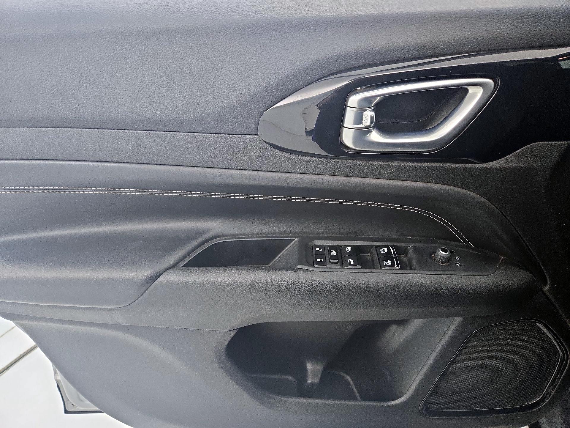 Thumbnail: 2024 Jeep Compass - 12