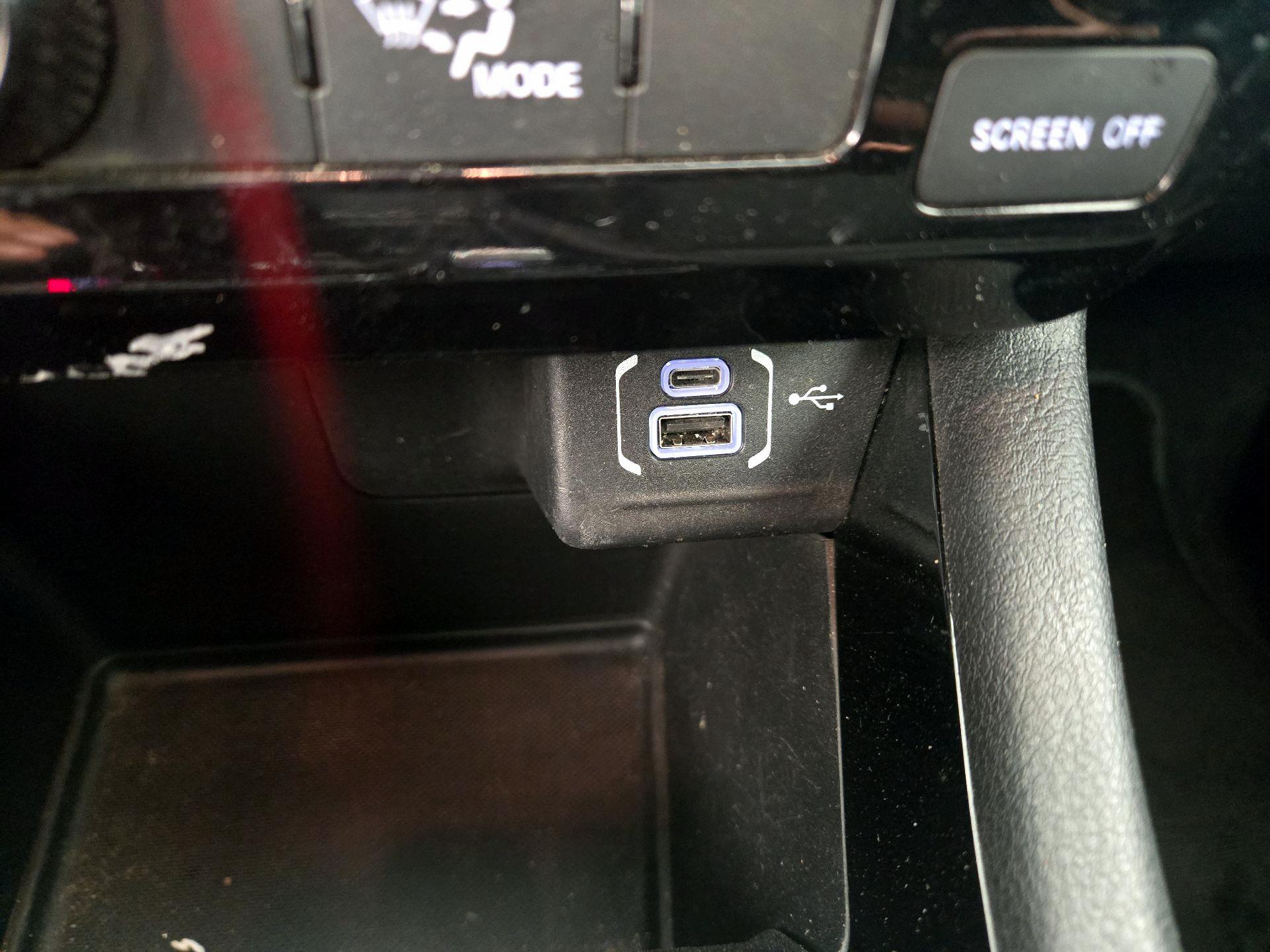 Thumbnail: 2024 Jeep Compass - 18