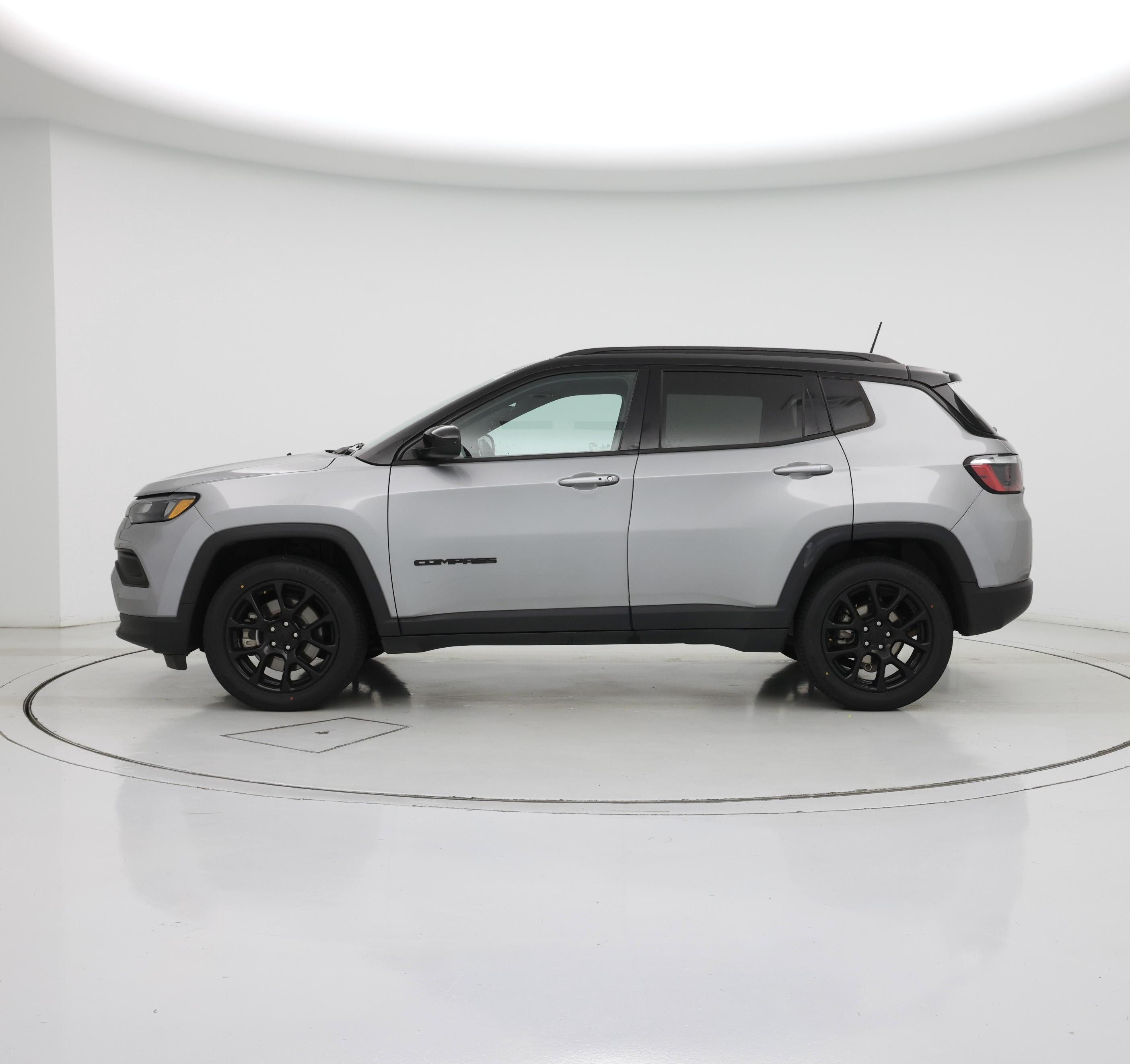 Thumbnail: 2024 Jeep Compass - 3
