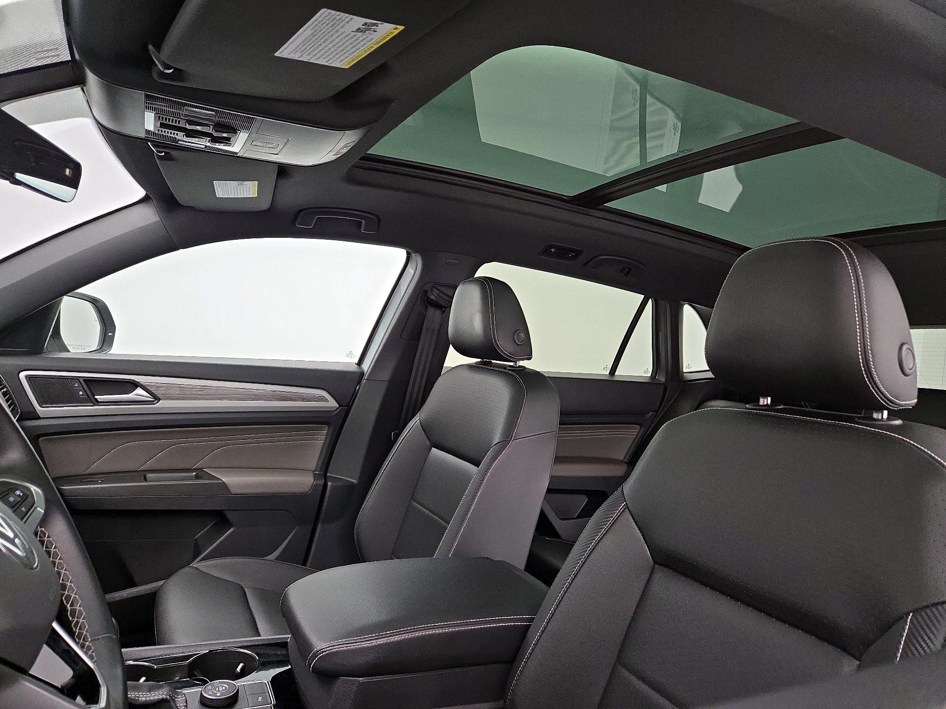 Thumbnail: 2023 Volkswagen Atlas - 18