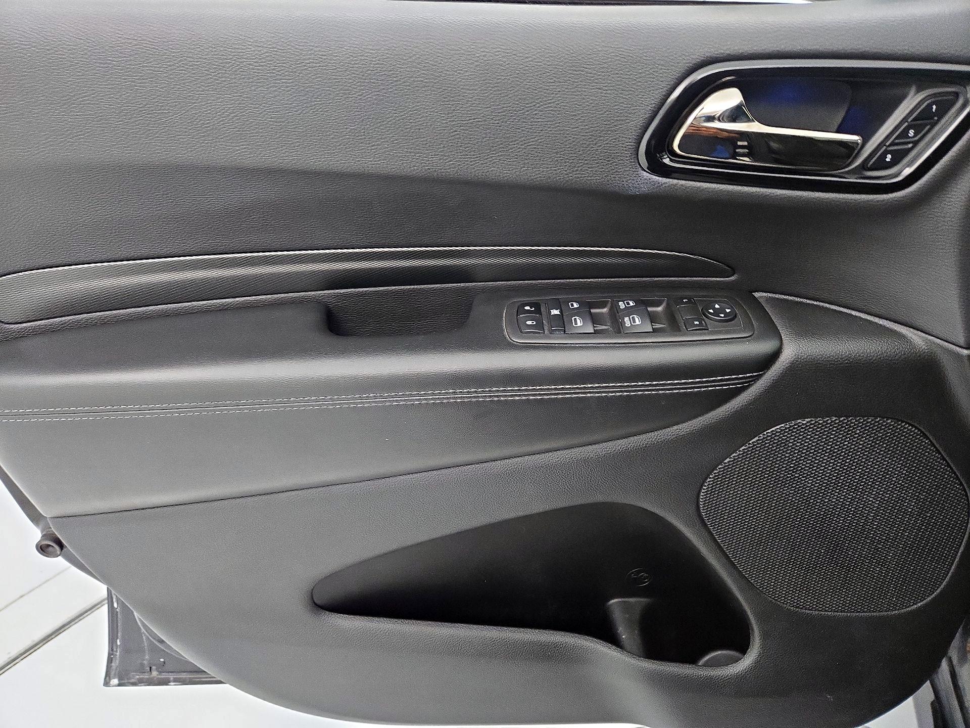 Thumbnail: 2022 Dodge Durango - 12