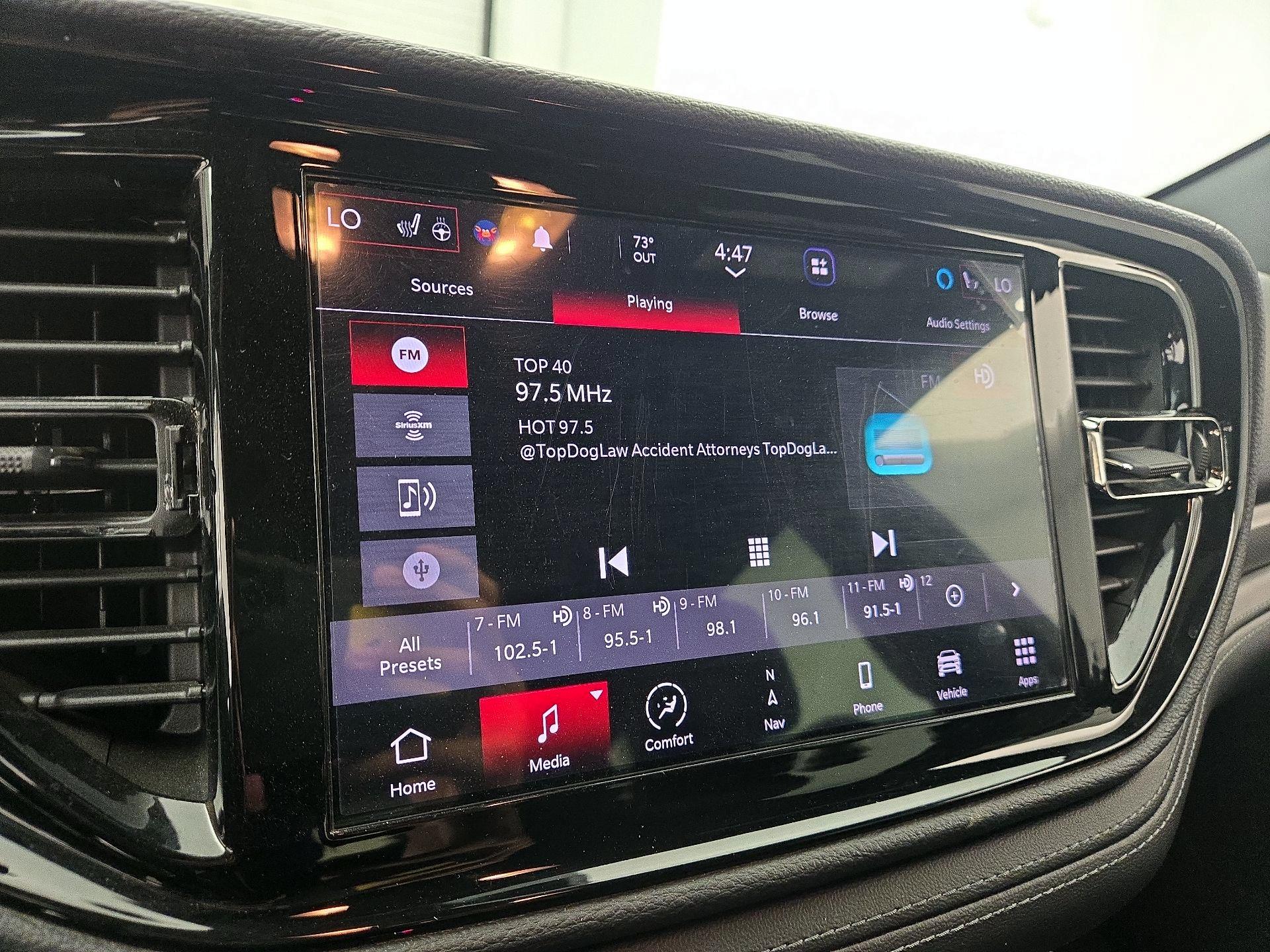 Thumbnail: 2022 Dodge Durango - 16