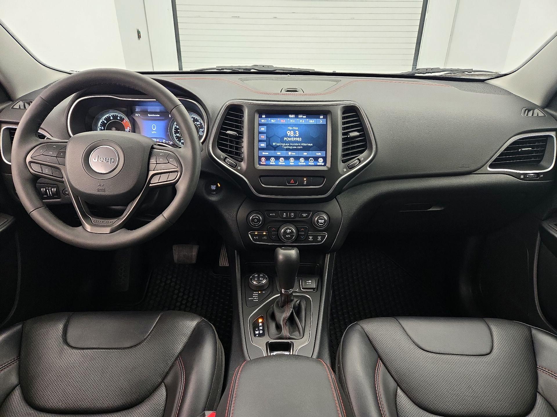 Thumbnail: 2022 Jeep Cherokee - 9