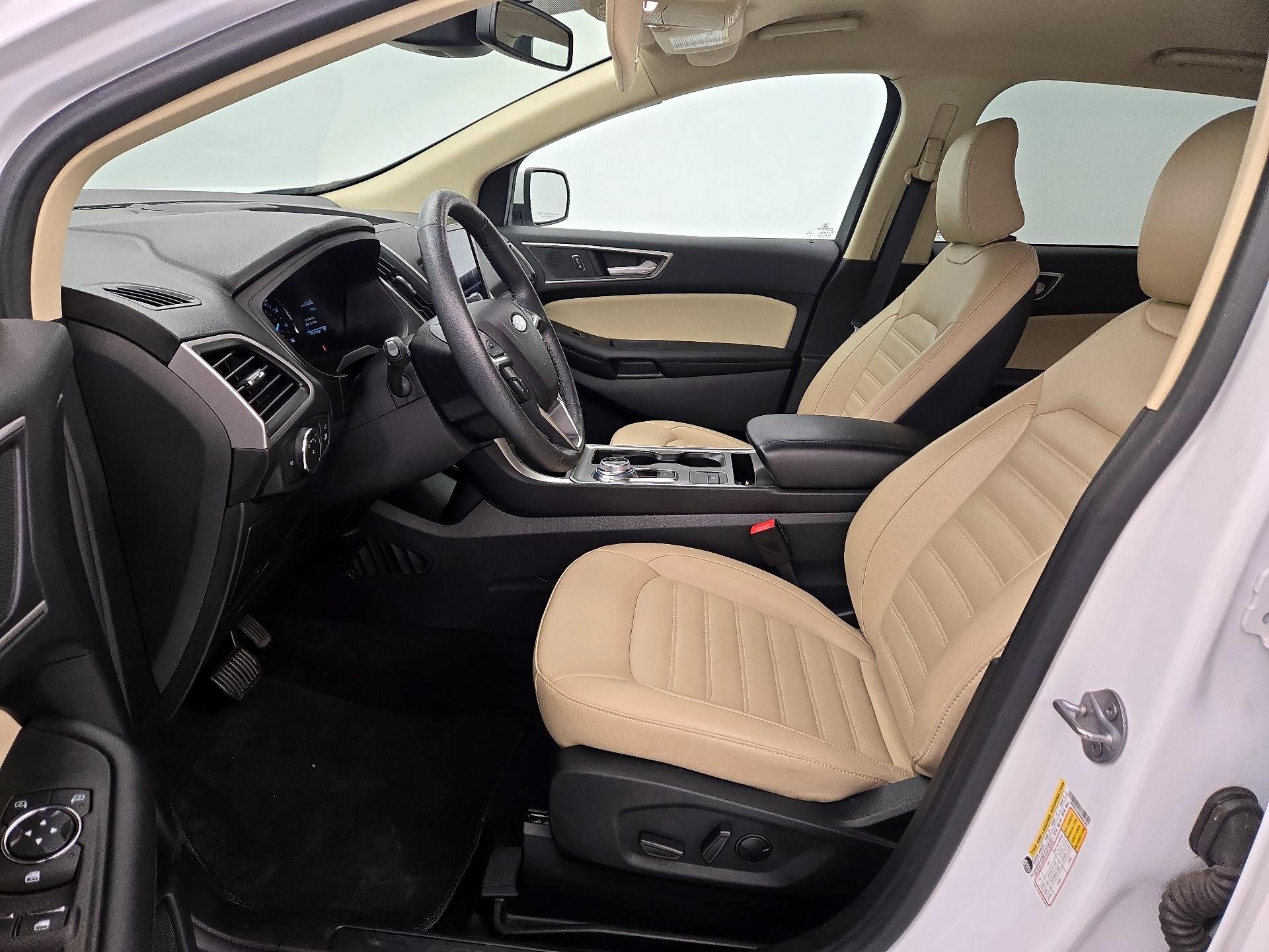 Thumbnail: 2022 Ford Edge - 11