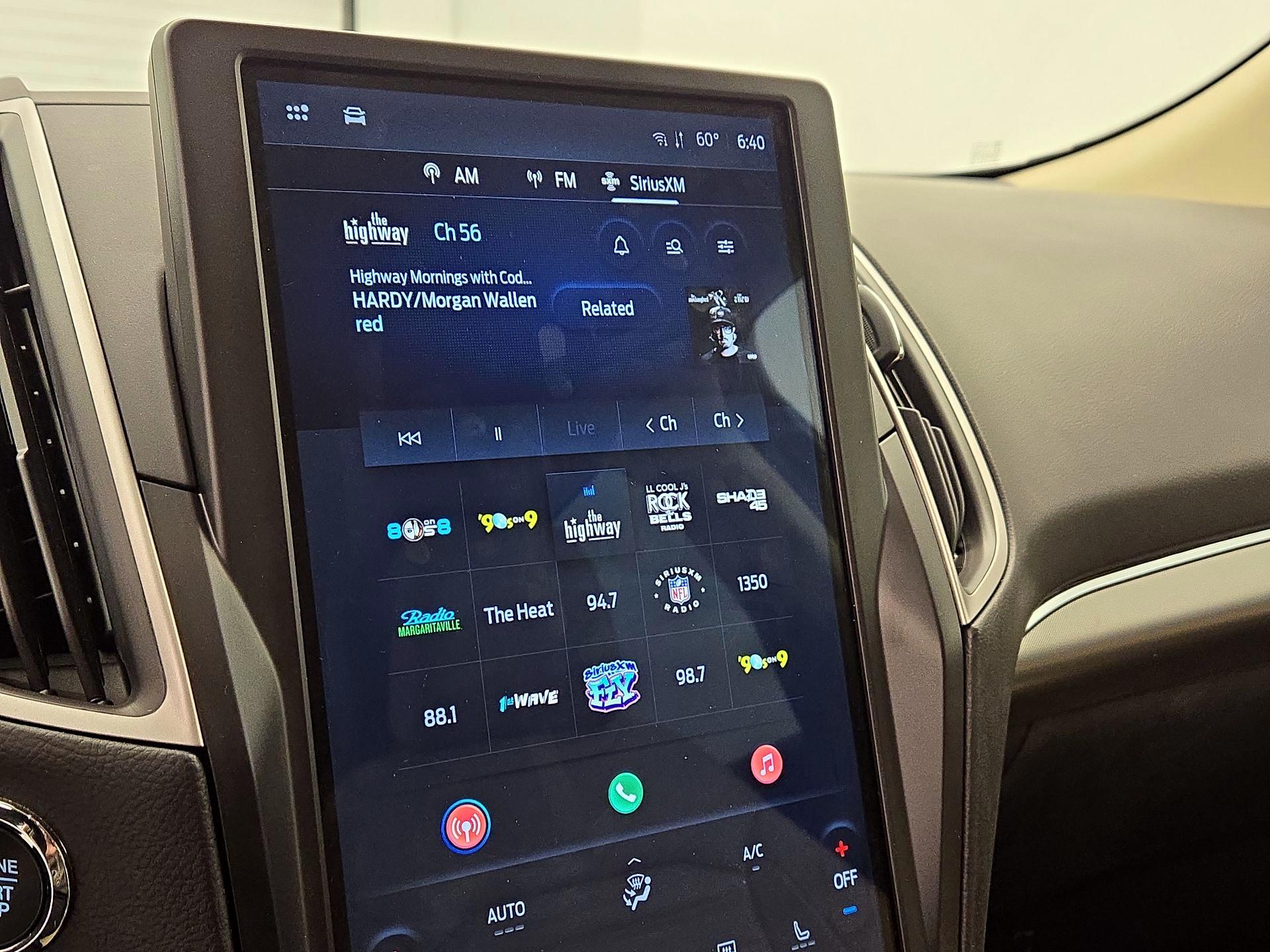 Thumbnail: 2022 Ford Edge - 15