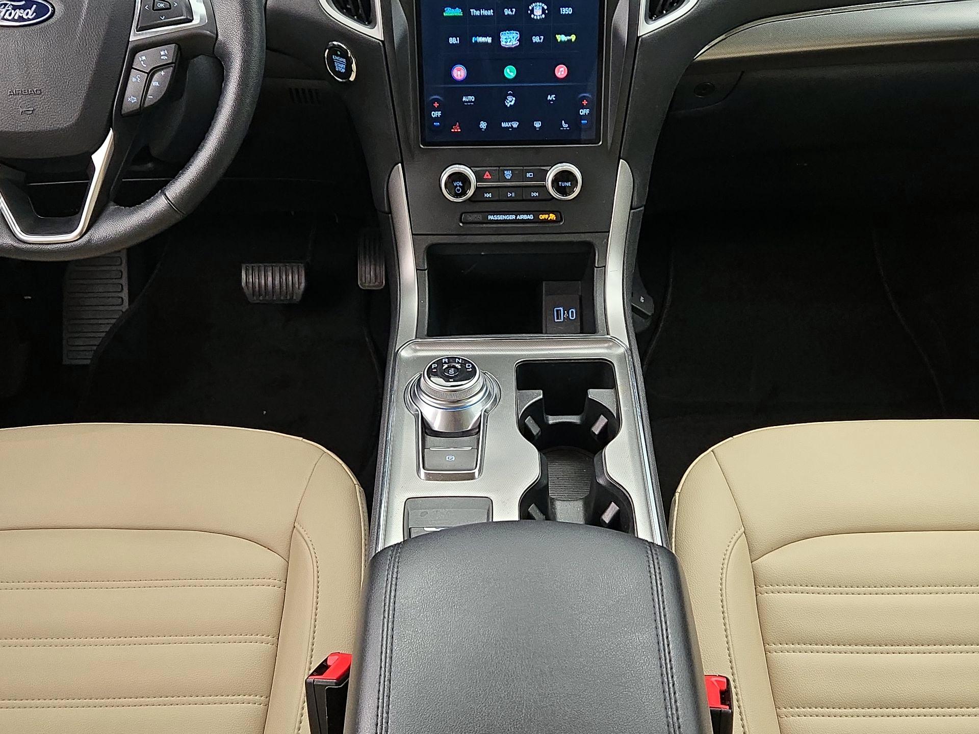 Thumbnail: 2022 Ford Edge - 17