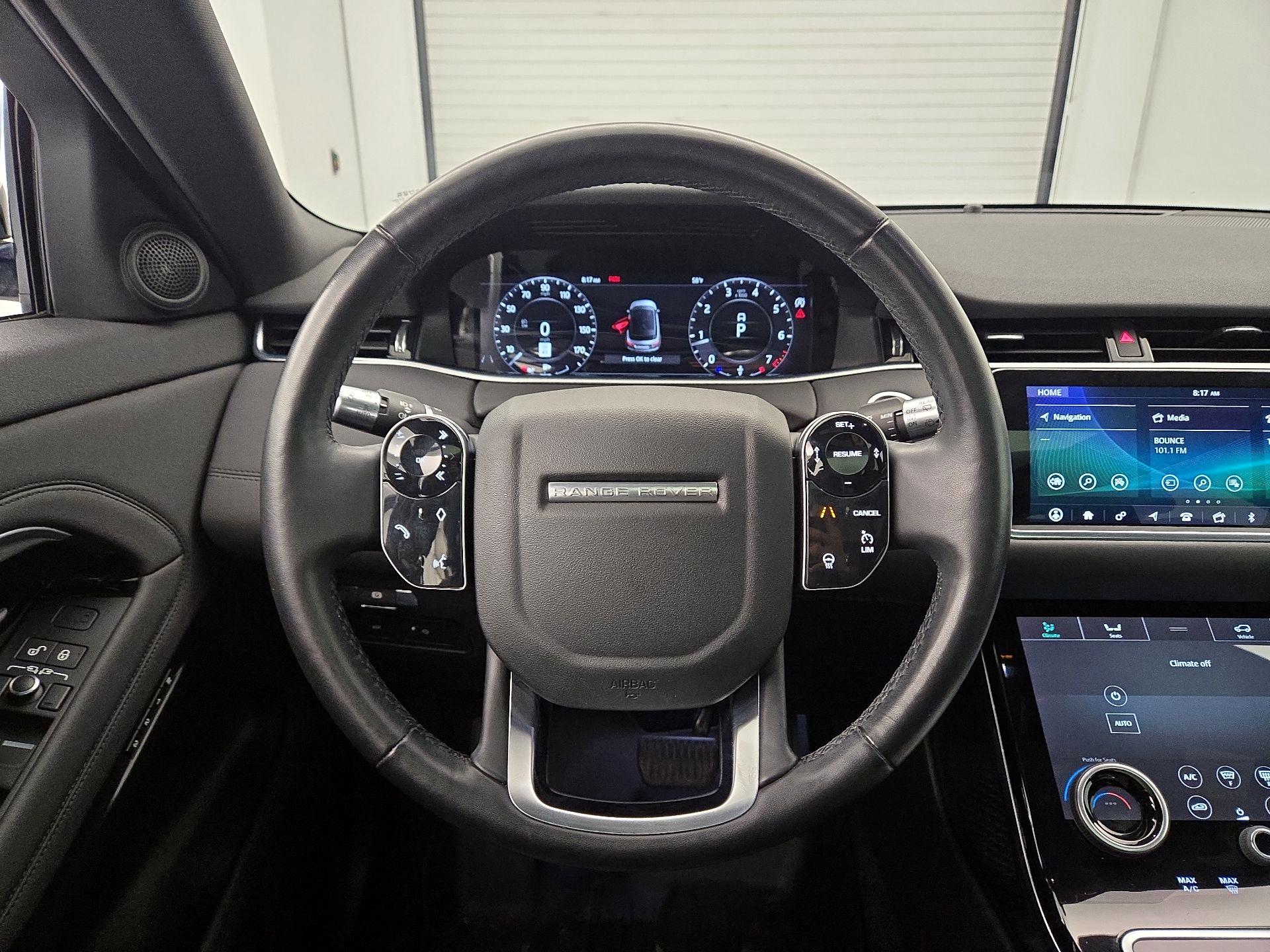 Thumbnail: 2020 Land Rover Range Rover Evoque - 10