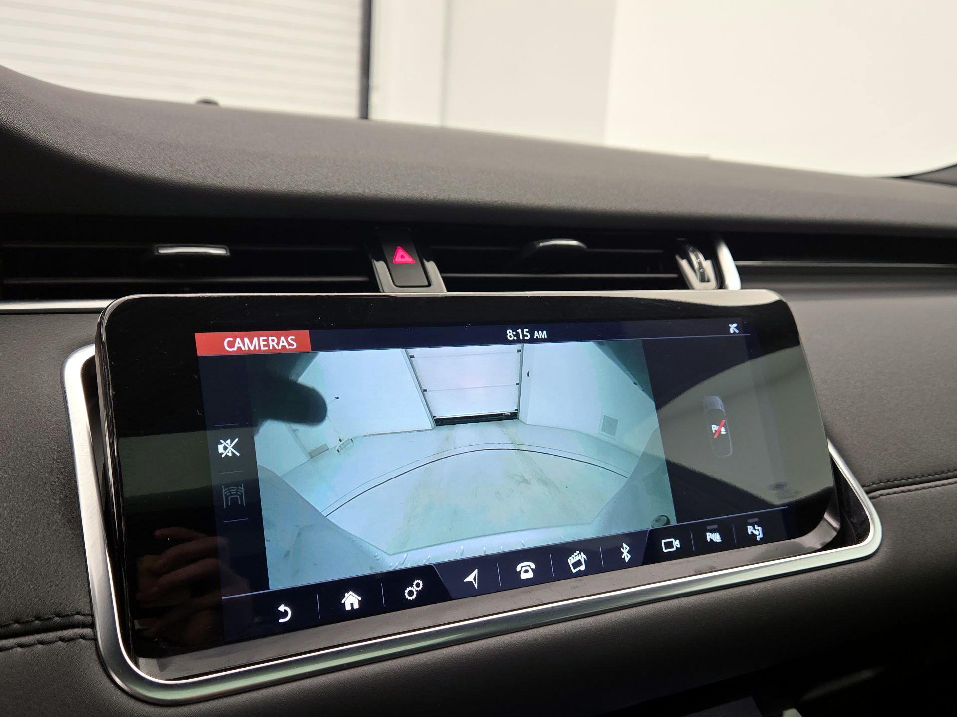 Thumbnail: 2020 Land Rover Range Rover Evoque - 15