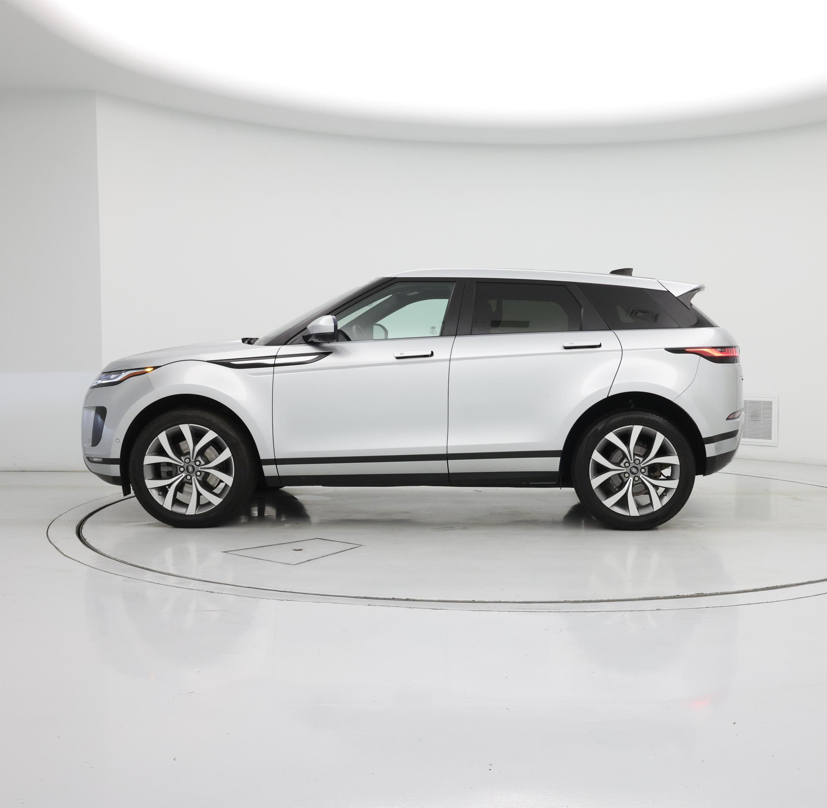 Thumbnail: 2020 Land Rover Range Rover Evoque - 3