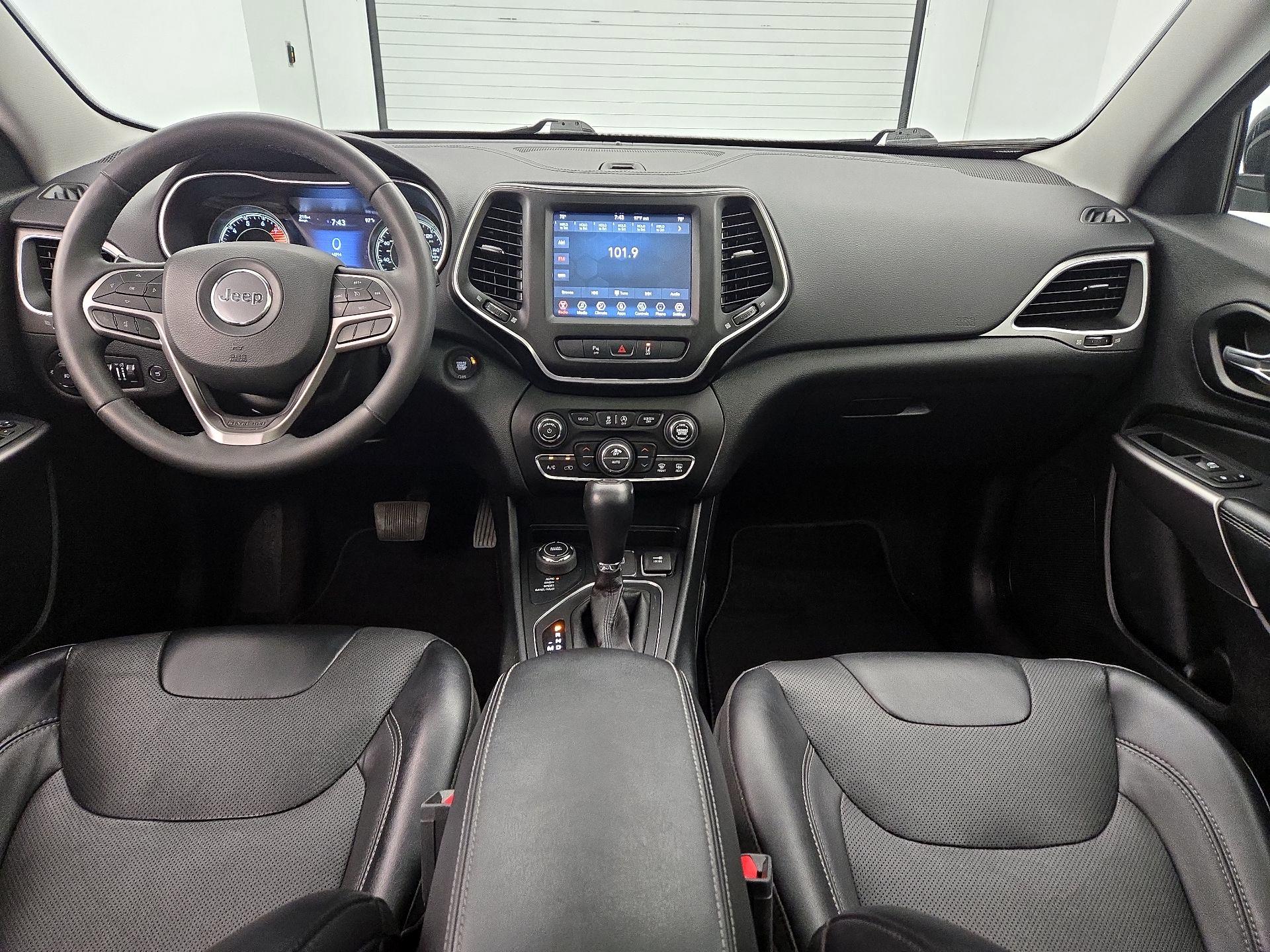 Thumbnail: 2022 Jeep Cherokee - 9