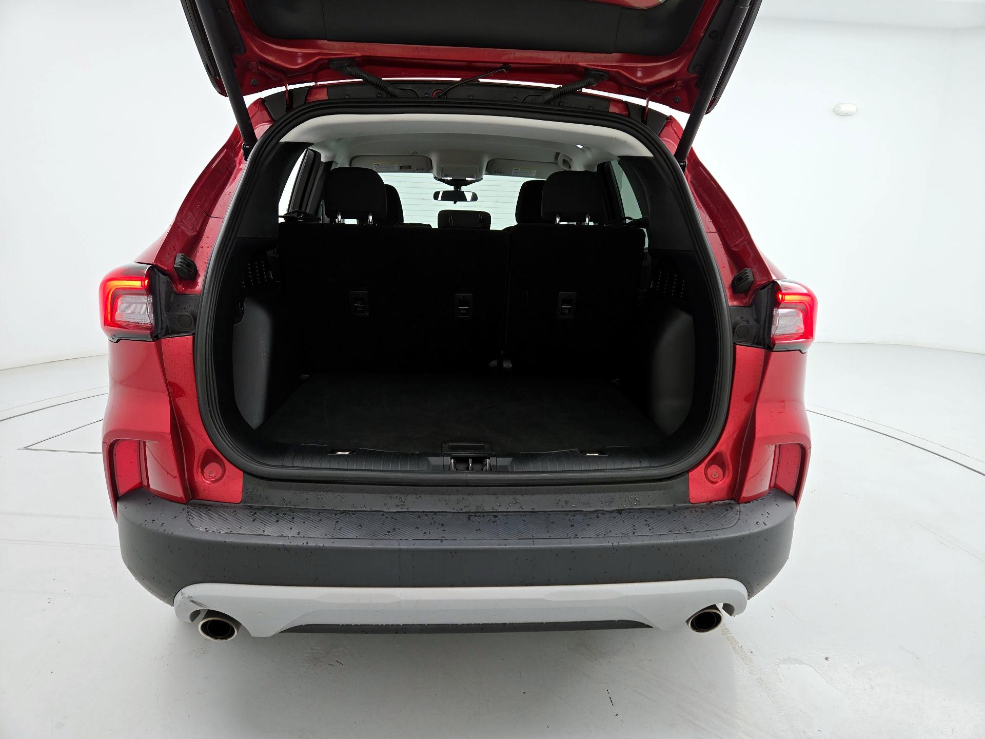 Thumbnail: 2023 Ford Escape - 20