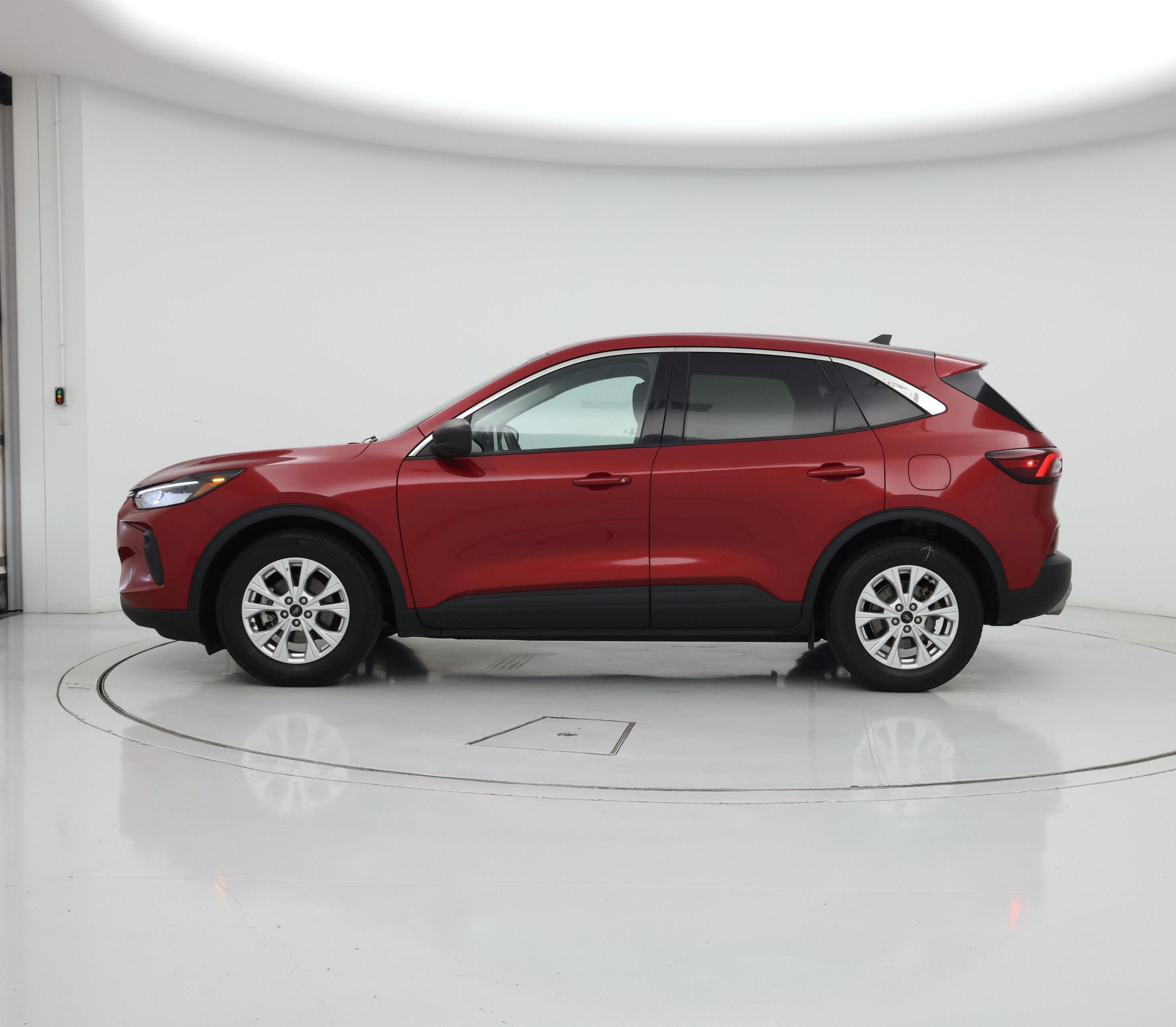 Thumbnail: 2023 Ford Escape - 3