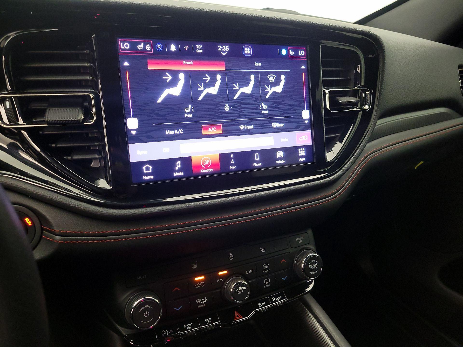 Thumbnail: 2025 Dodge Durango - 17