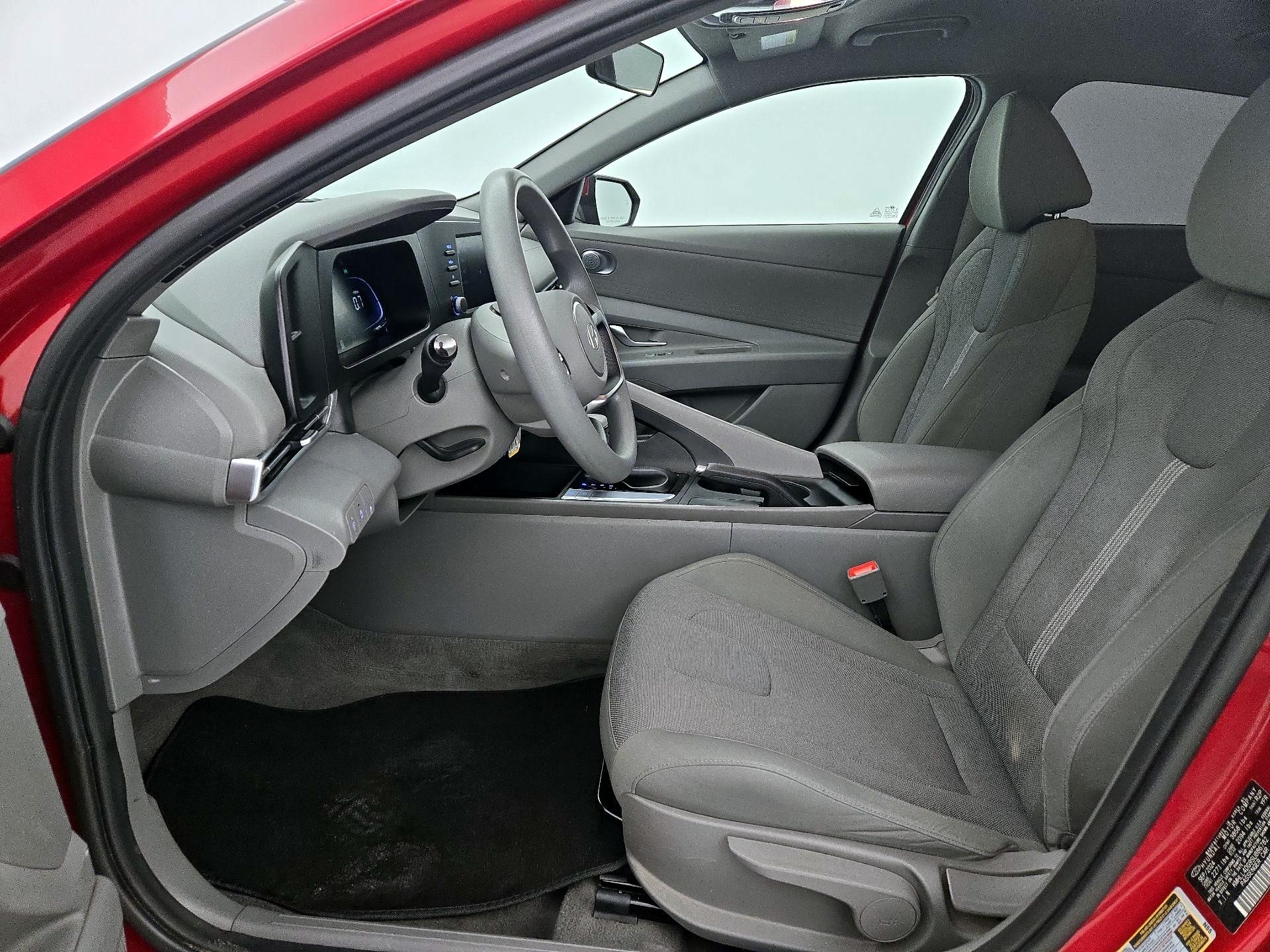 Thumbnail: 2025 Hyundai Elantra - 11