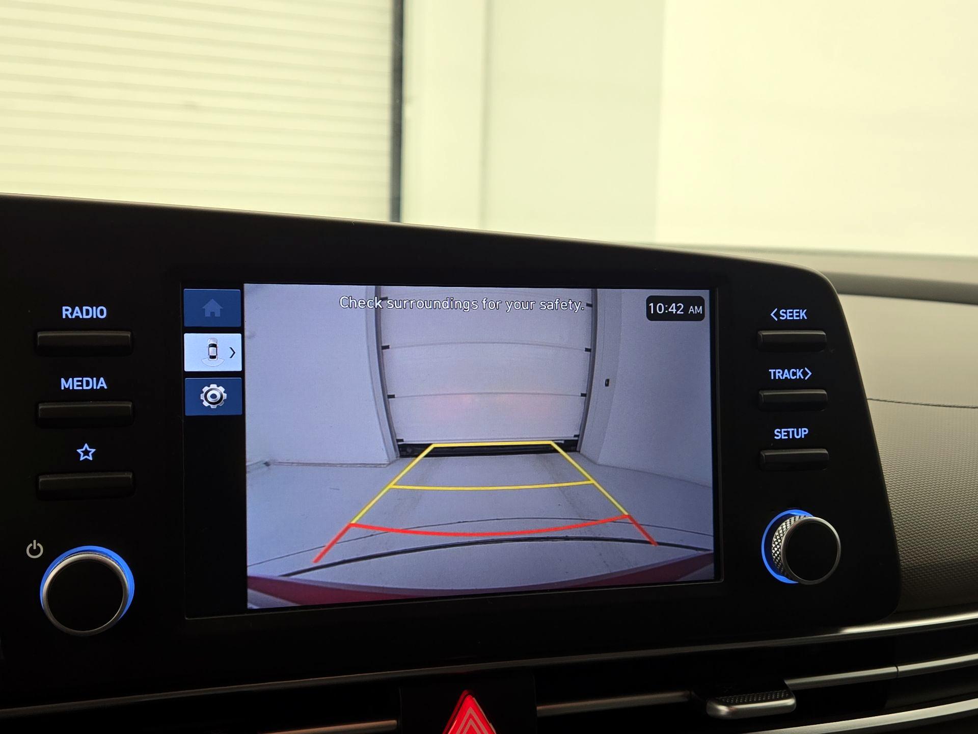 Thumbnail: 2025 Hyundai Elantra - 14