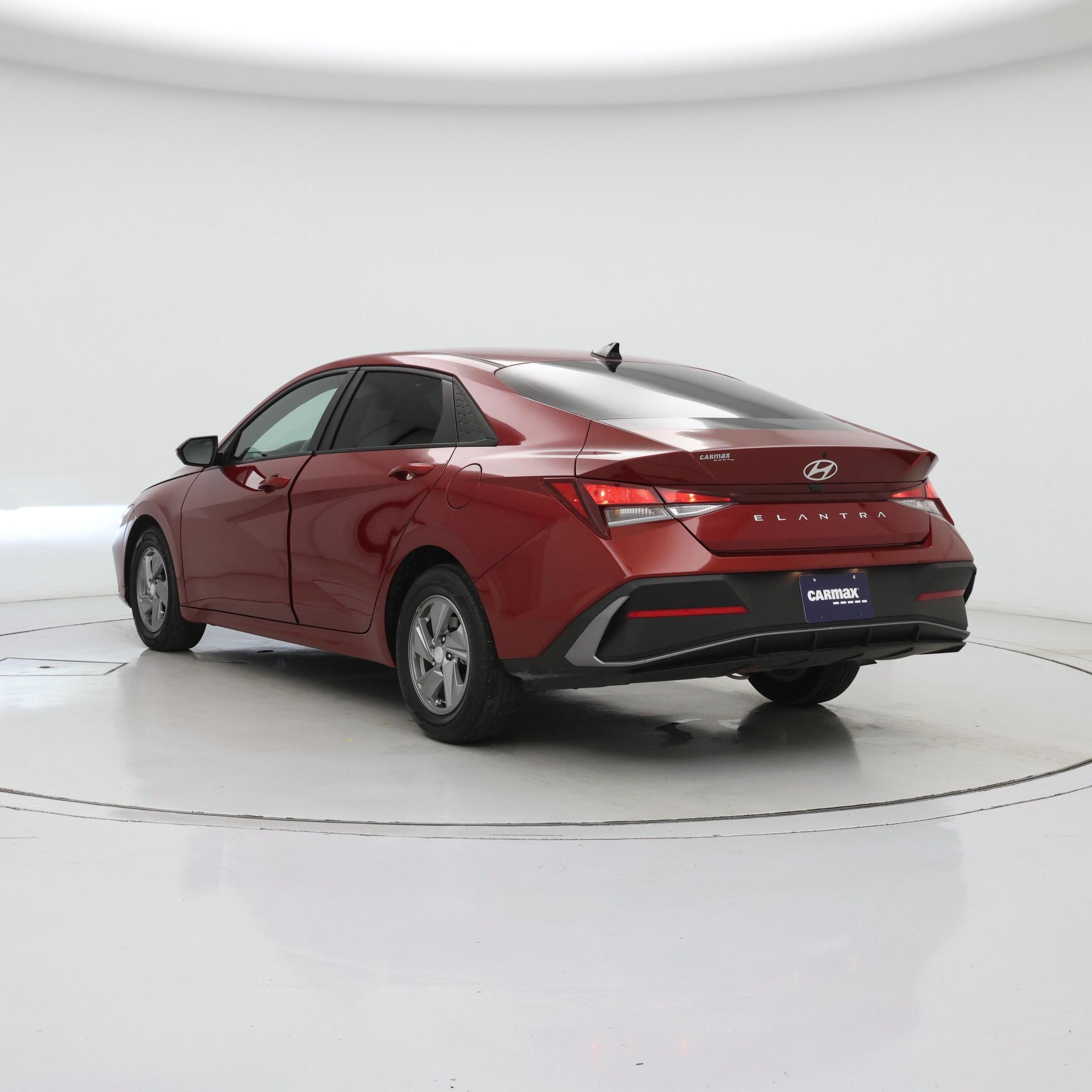 Thumbnail: 2025 Hyundai Elantra - 2