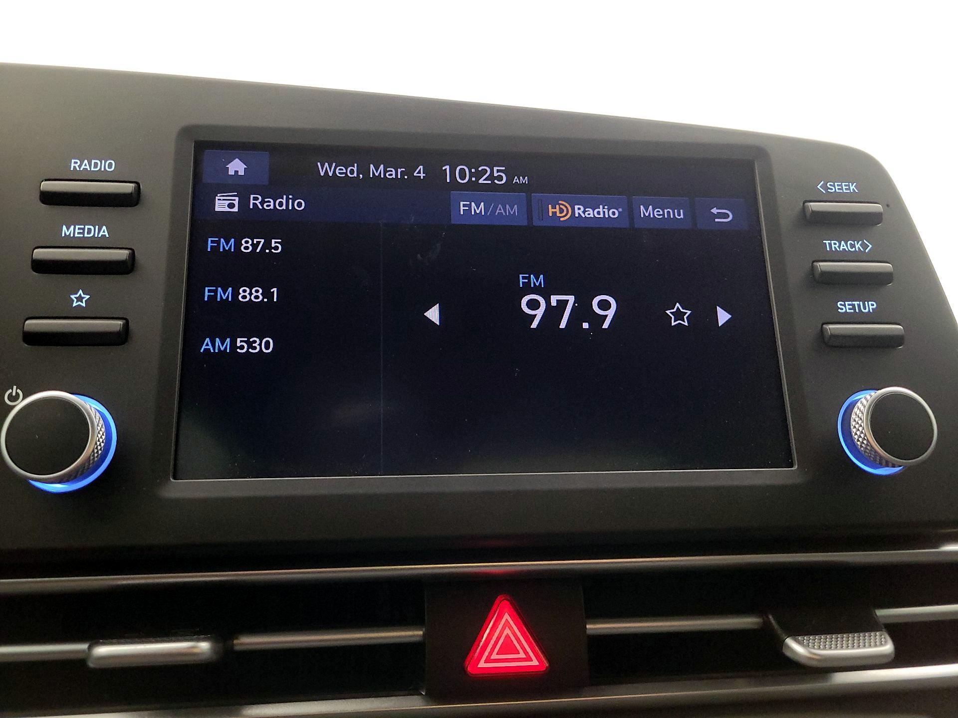 Thumbnail: 2024 Hyundai Elantra - 15