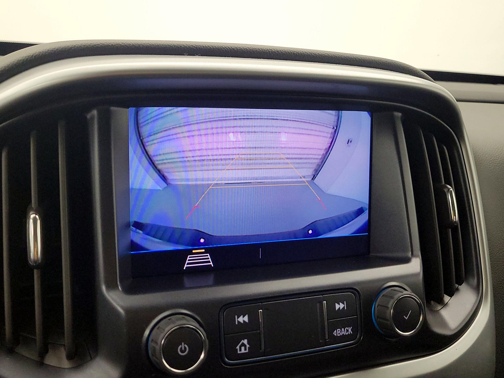 Thumbnail: 2022 Chevrolet Colorado - 14