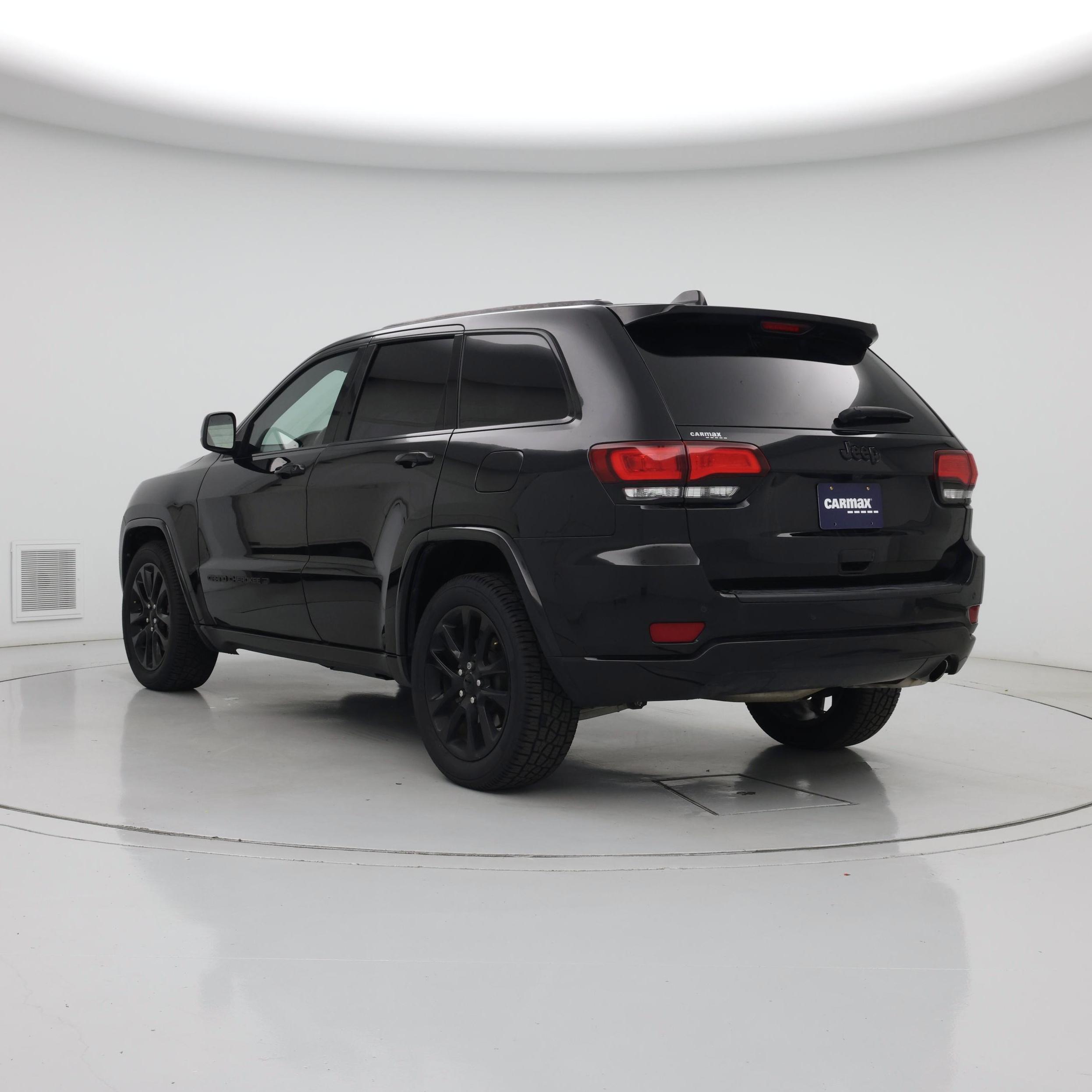 Thumbnail: 2022 Jeep Grand Cherokee - 2