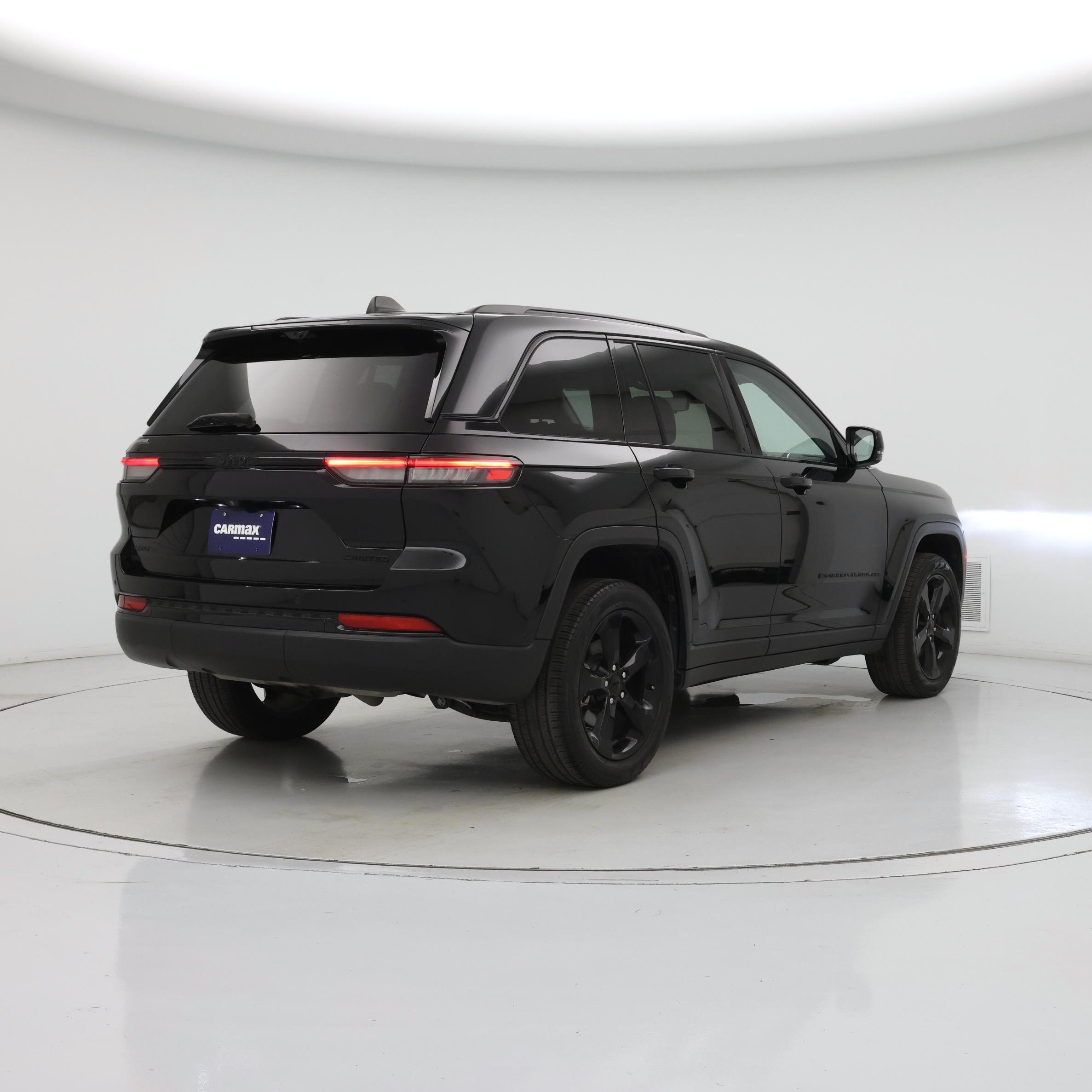 Thumbnail: 2023 Jeep Grand Cherokee - 8