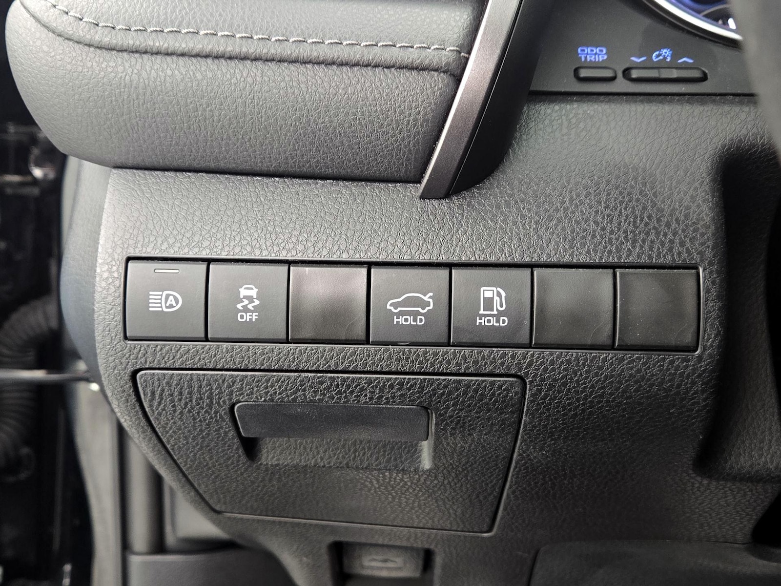 2023 Toyota Camry XLE - Photo 14