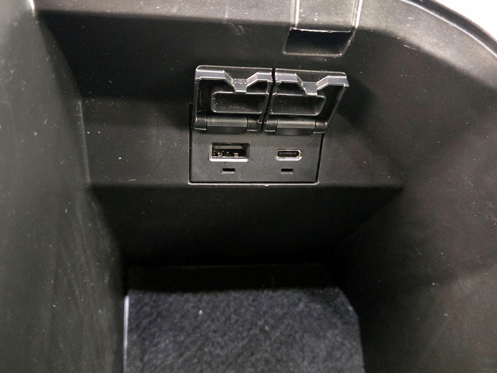 2023 Toyota Camry XLE - Photo 19