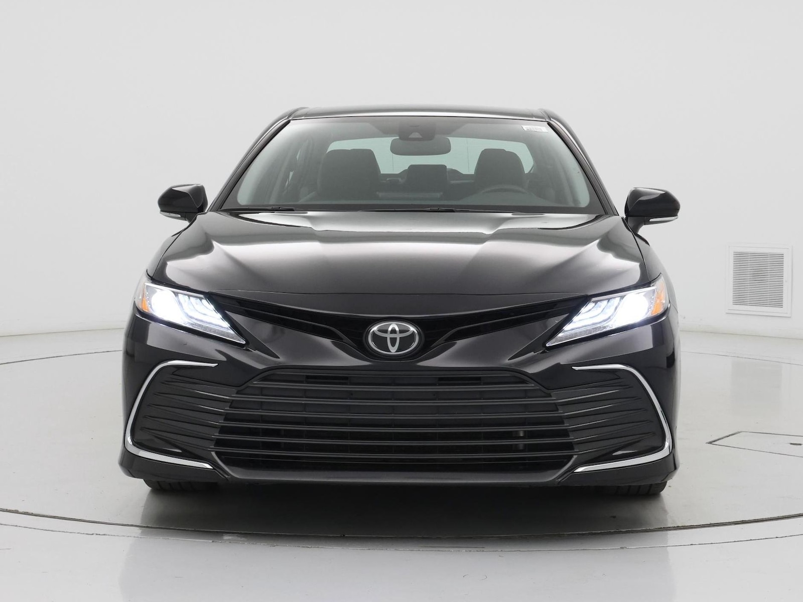 2023 Toyota Camry XLE - Photo 6
