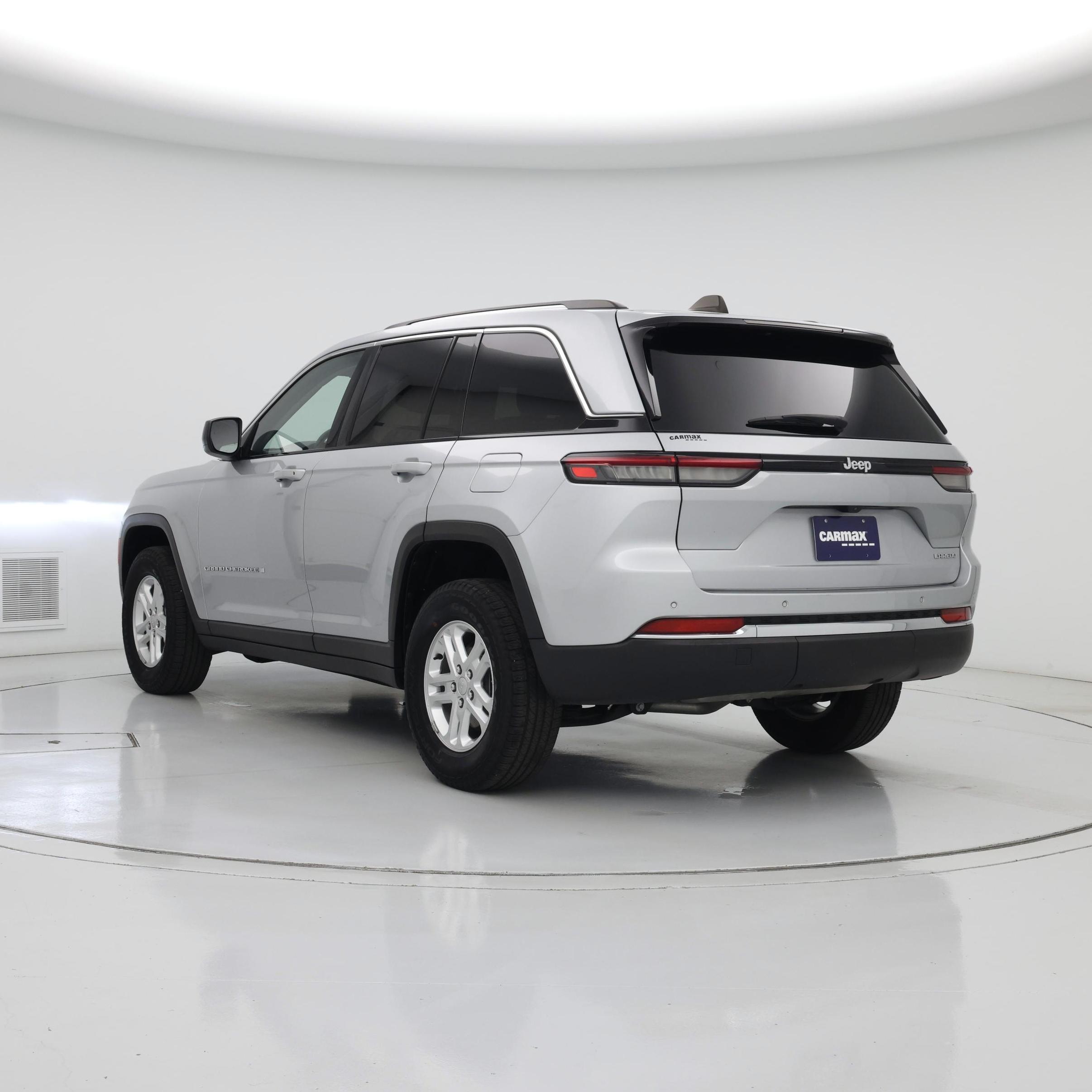 Thumbnail: 2023 Jeep Grand Cherokee - 2