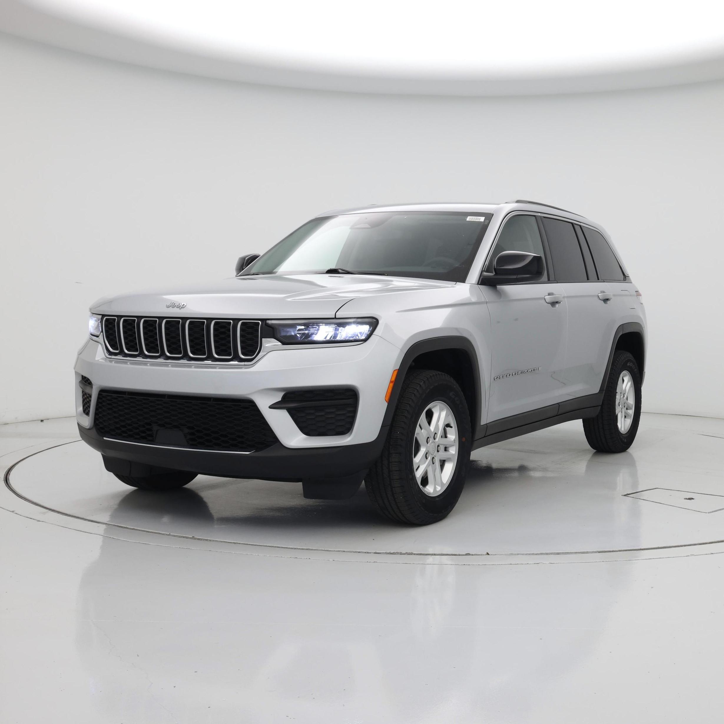 Thumbnail: 2023 Jeep Grand Cherokee - 4