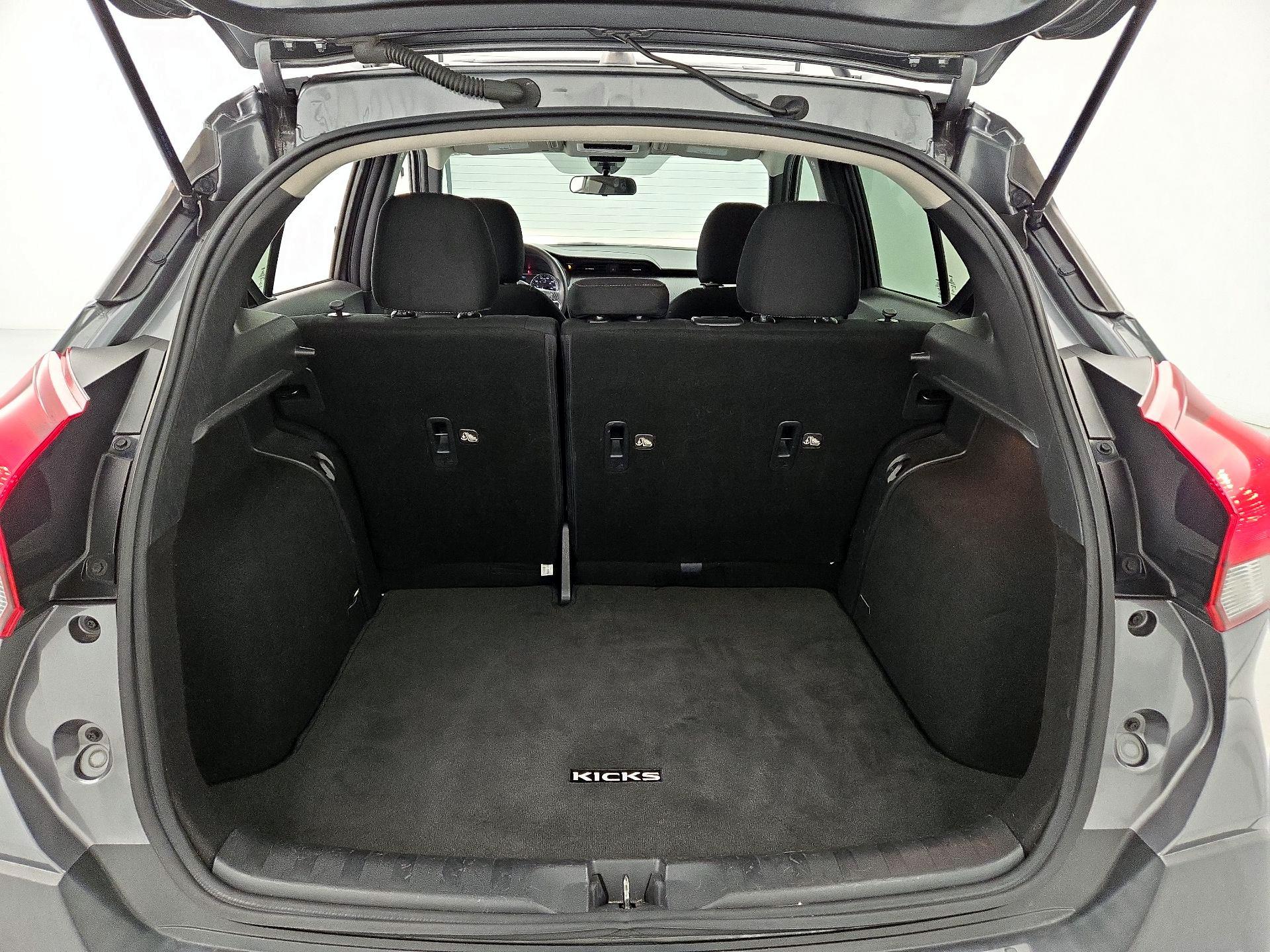 Thumbnail: 2020 Nissan Kicks - 19