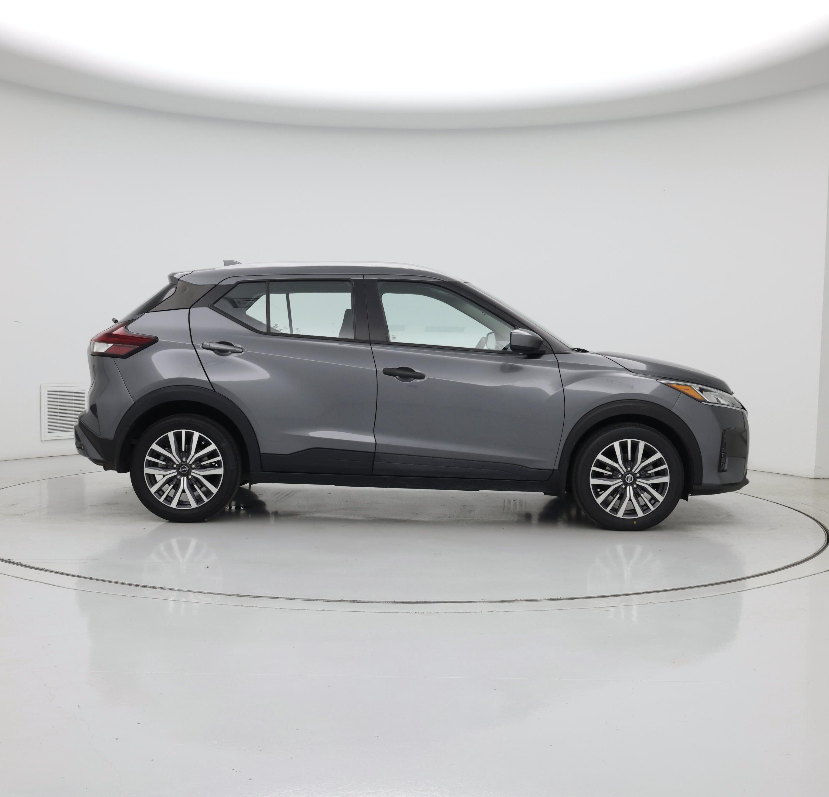 Thumbnail: 2023 Nissan Kicks - 7