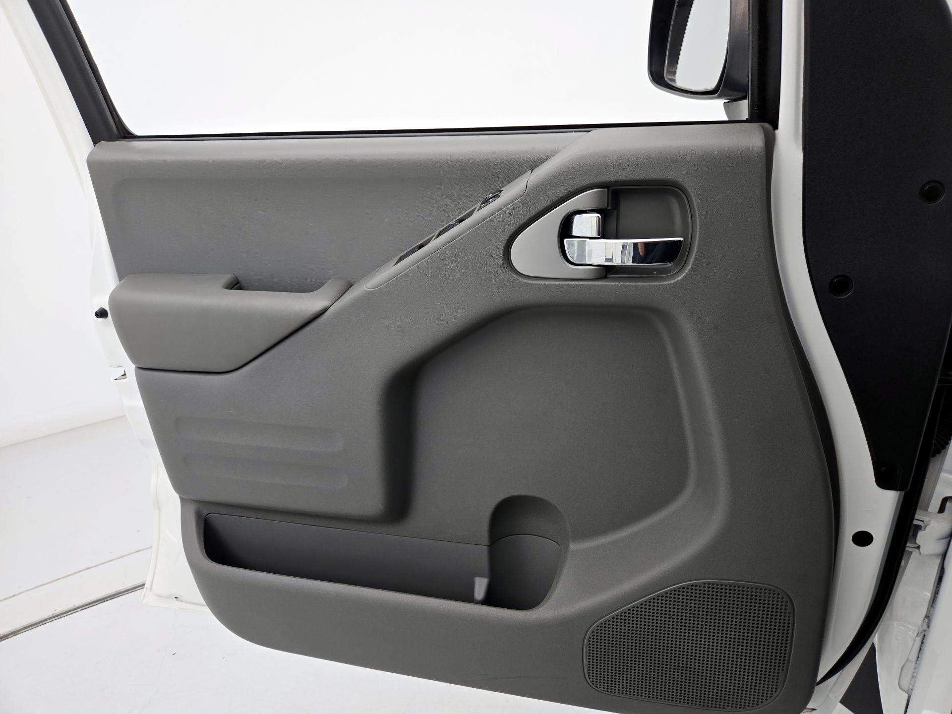 Thumbnail: 2021 Nissan Frontier - 12