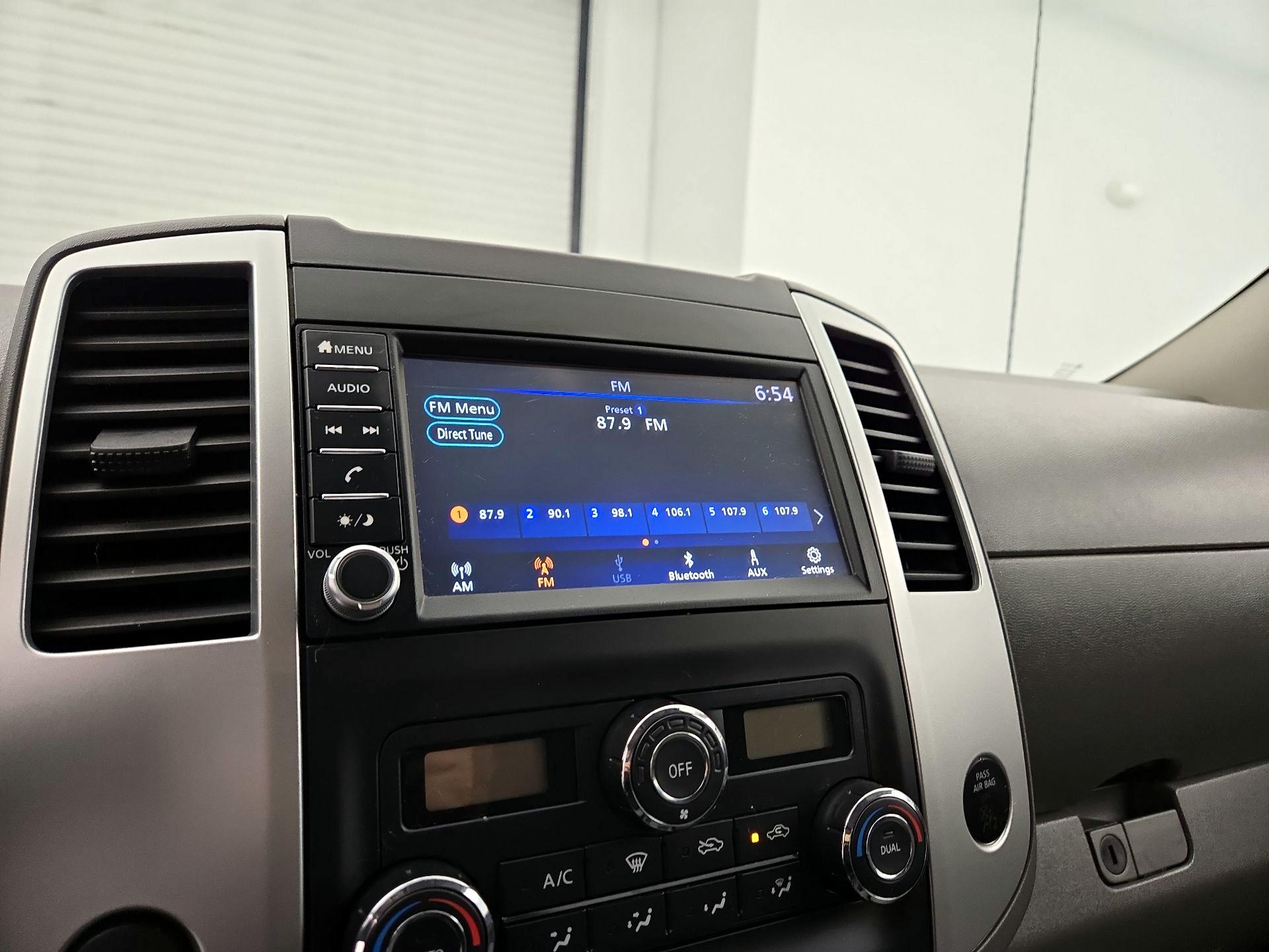 Thumbnail: 2021 Nissan Frontier - 15