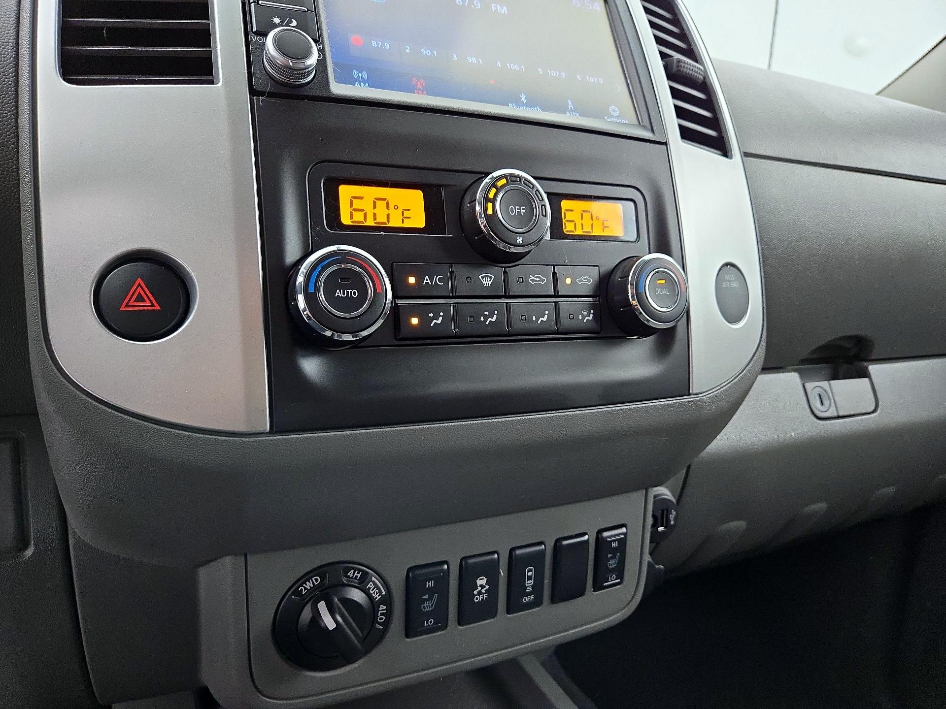 Thumbnail: 2021 Nissan Frontier - 16