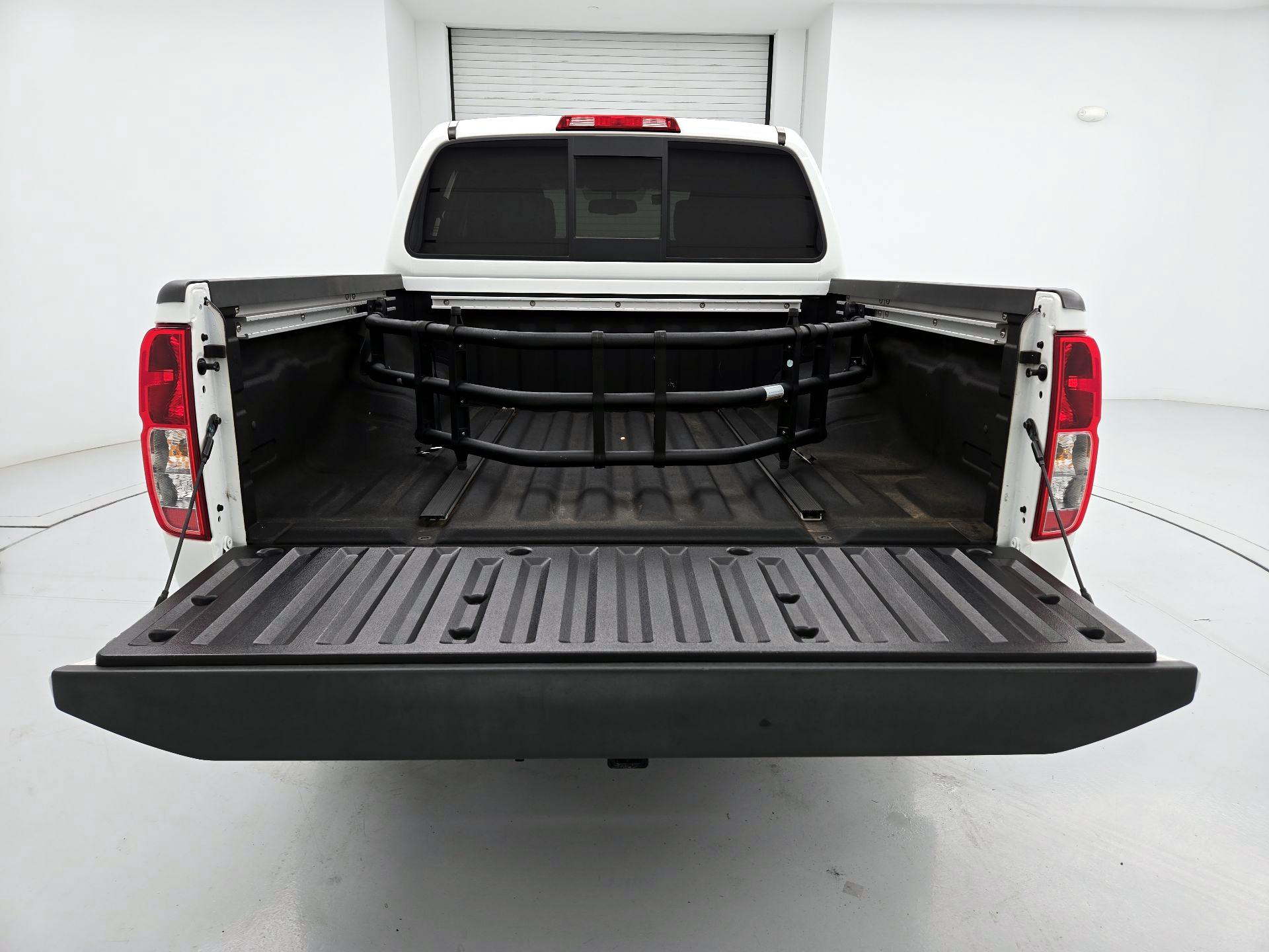 Thumbnail: 2021 Nissan Frontier - 20