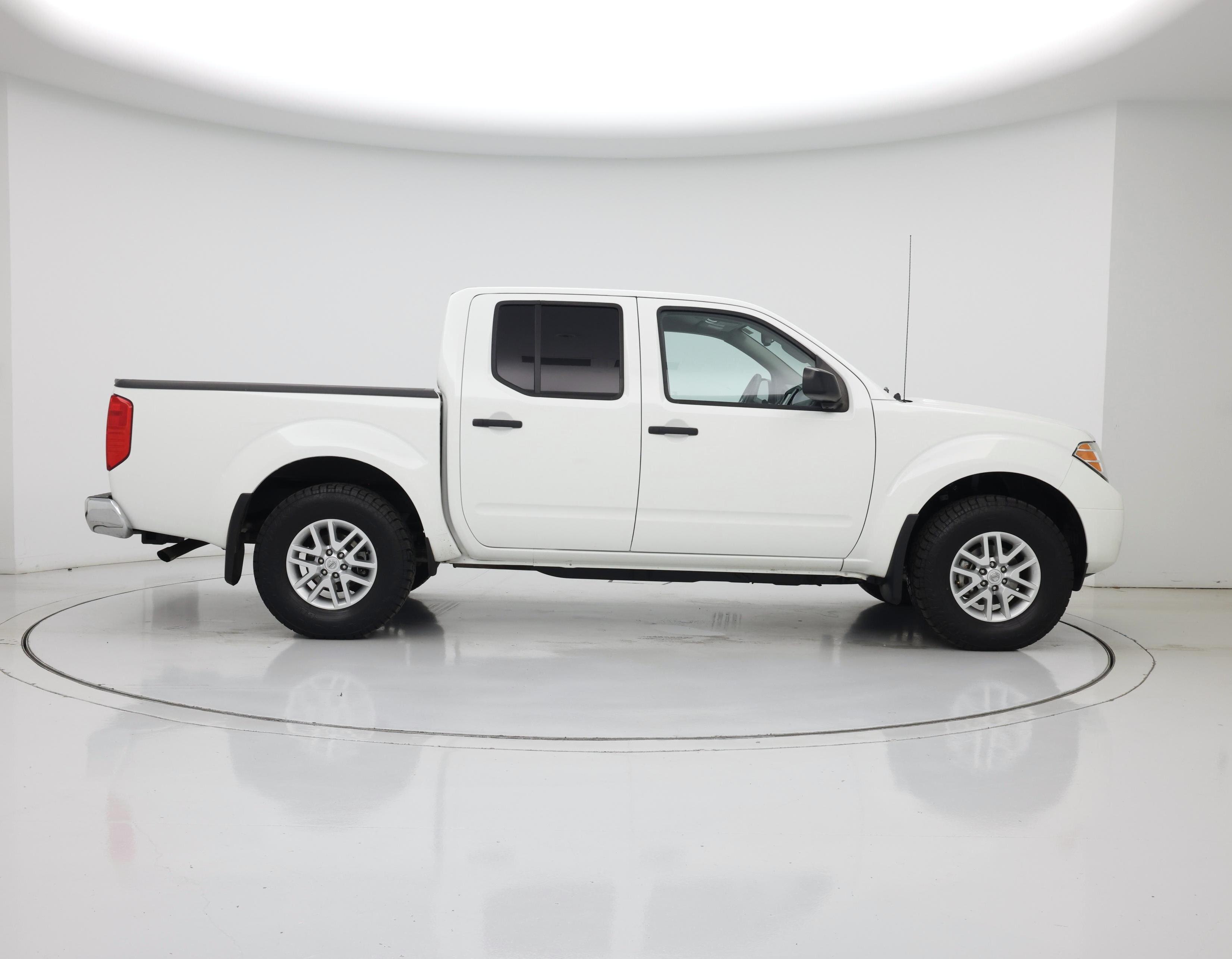 Thumbnail: 2021 Nissan Frontier - 7