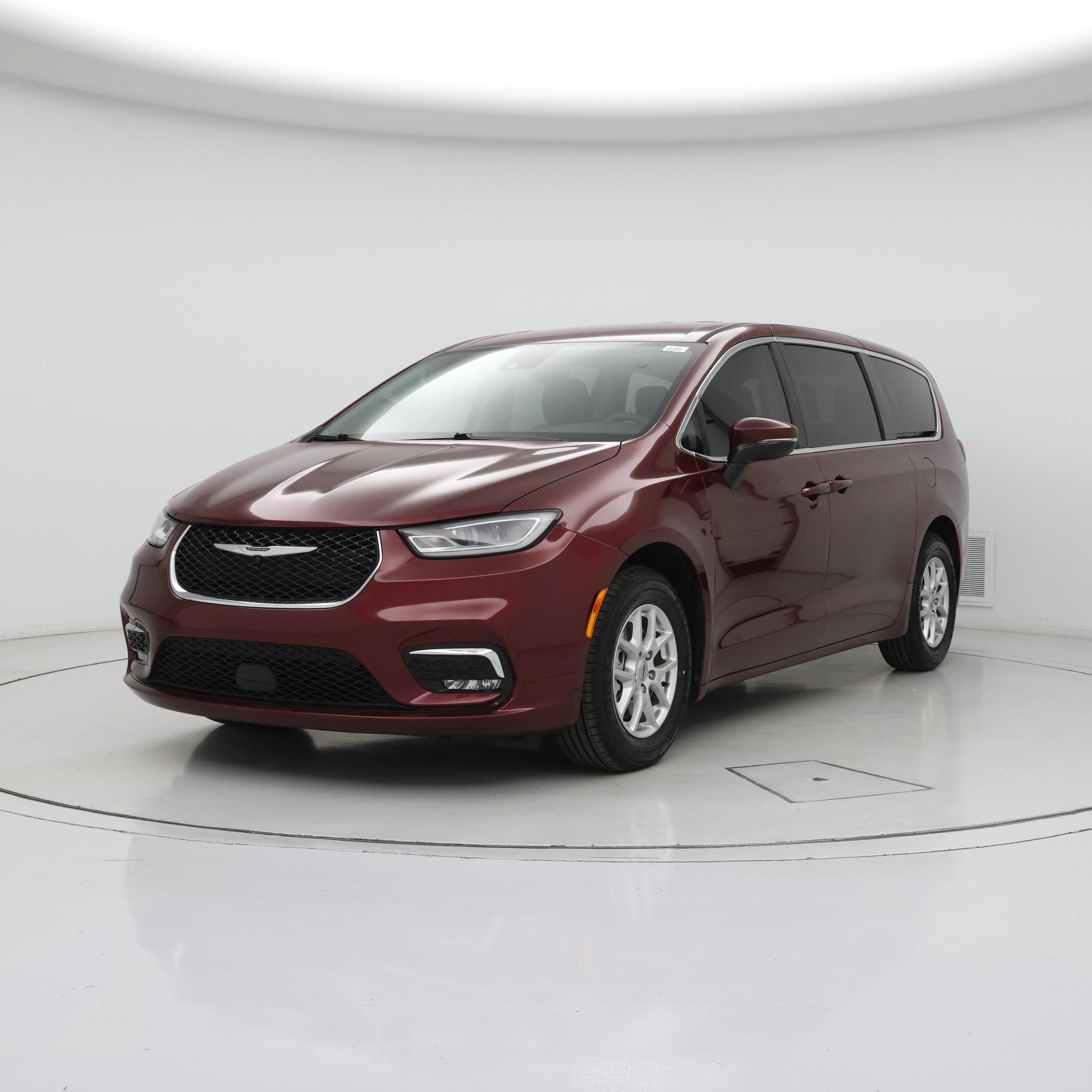Thumbnail: 2023 Chrysler Pacifica - 4