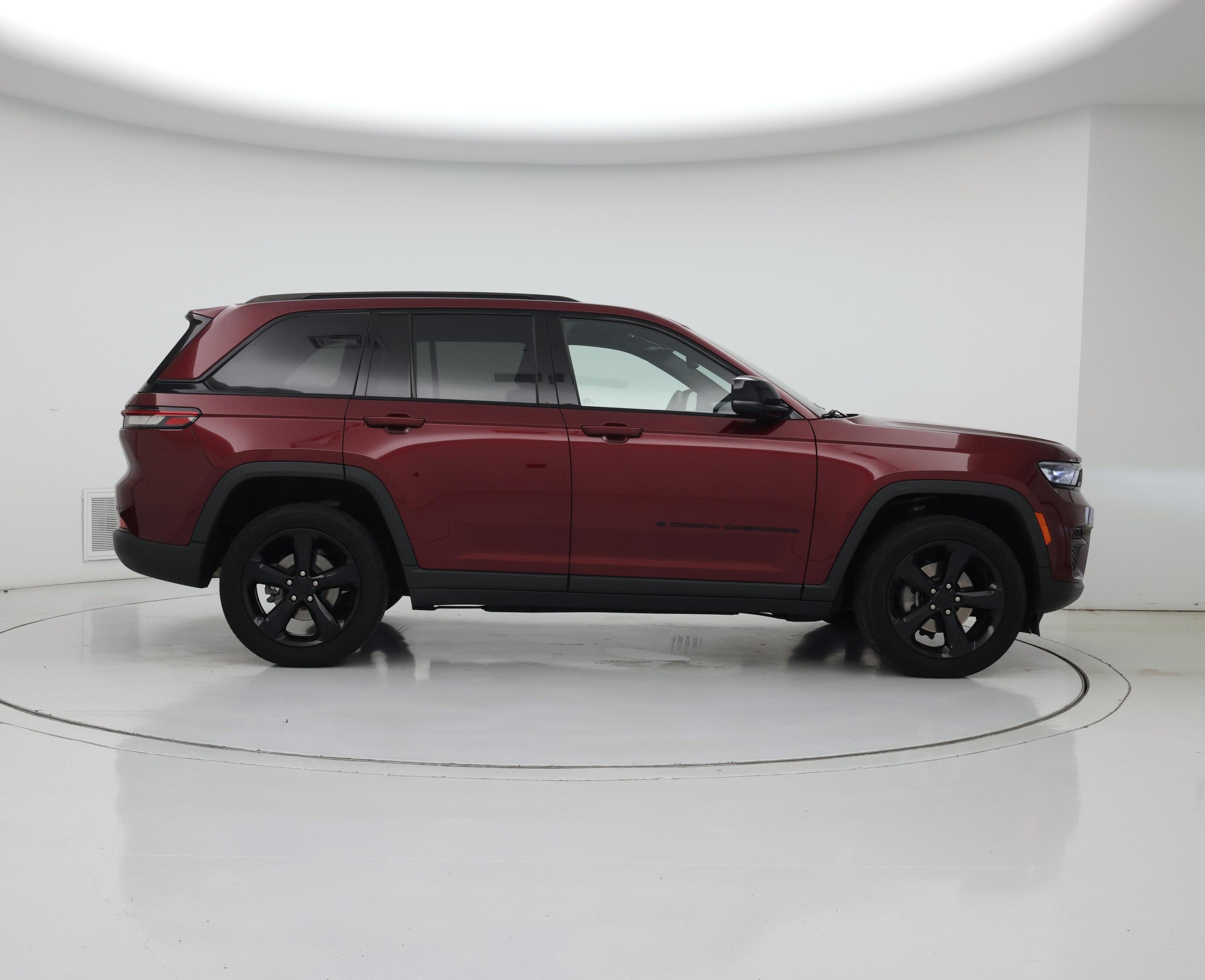 Thumbnail: 2023 Jeep Grand Cherokee - 7