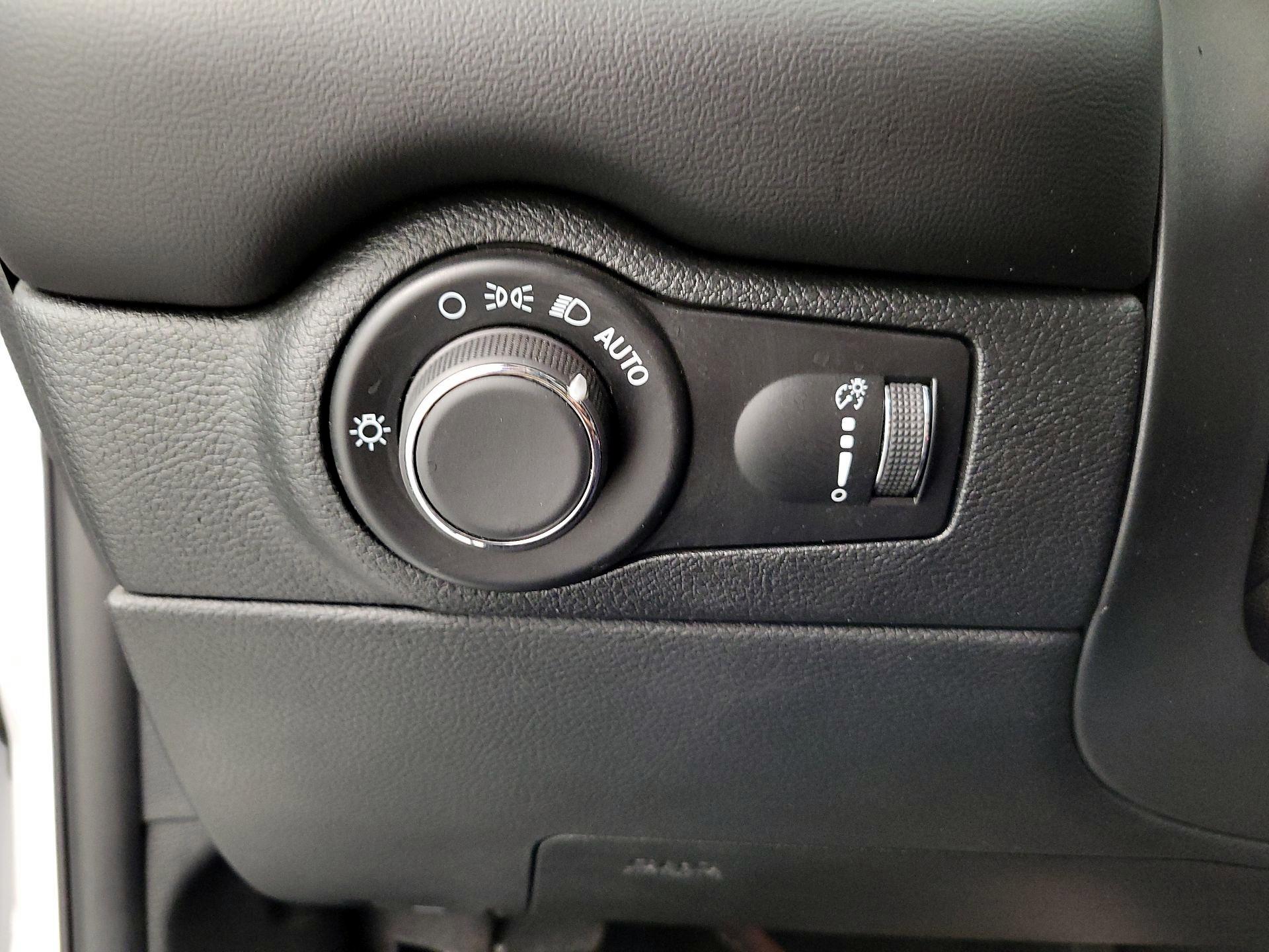 Thumbnail: 2025 Dodge Durango - 13