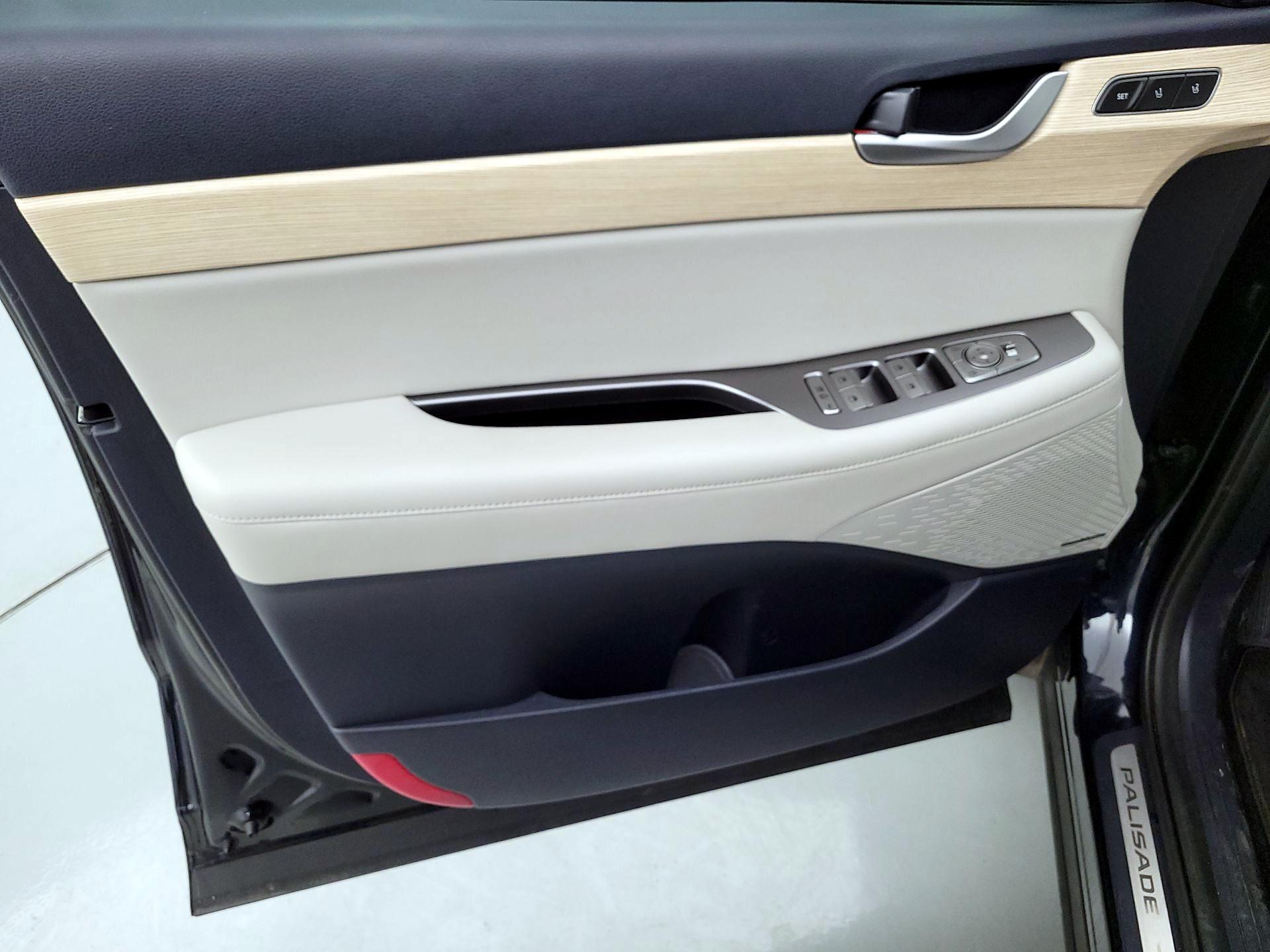 Thumbnail: 2023 Hyundai Palisade - 12