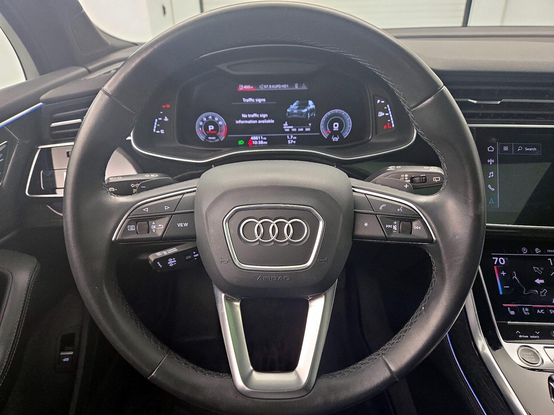 Thumbnail: 2021 Audi Q7 - 10