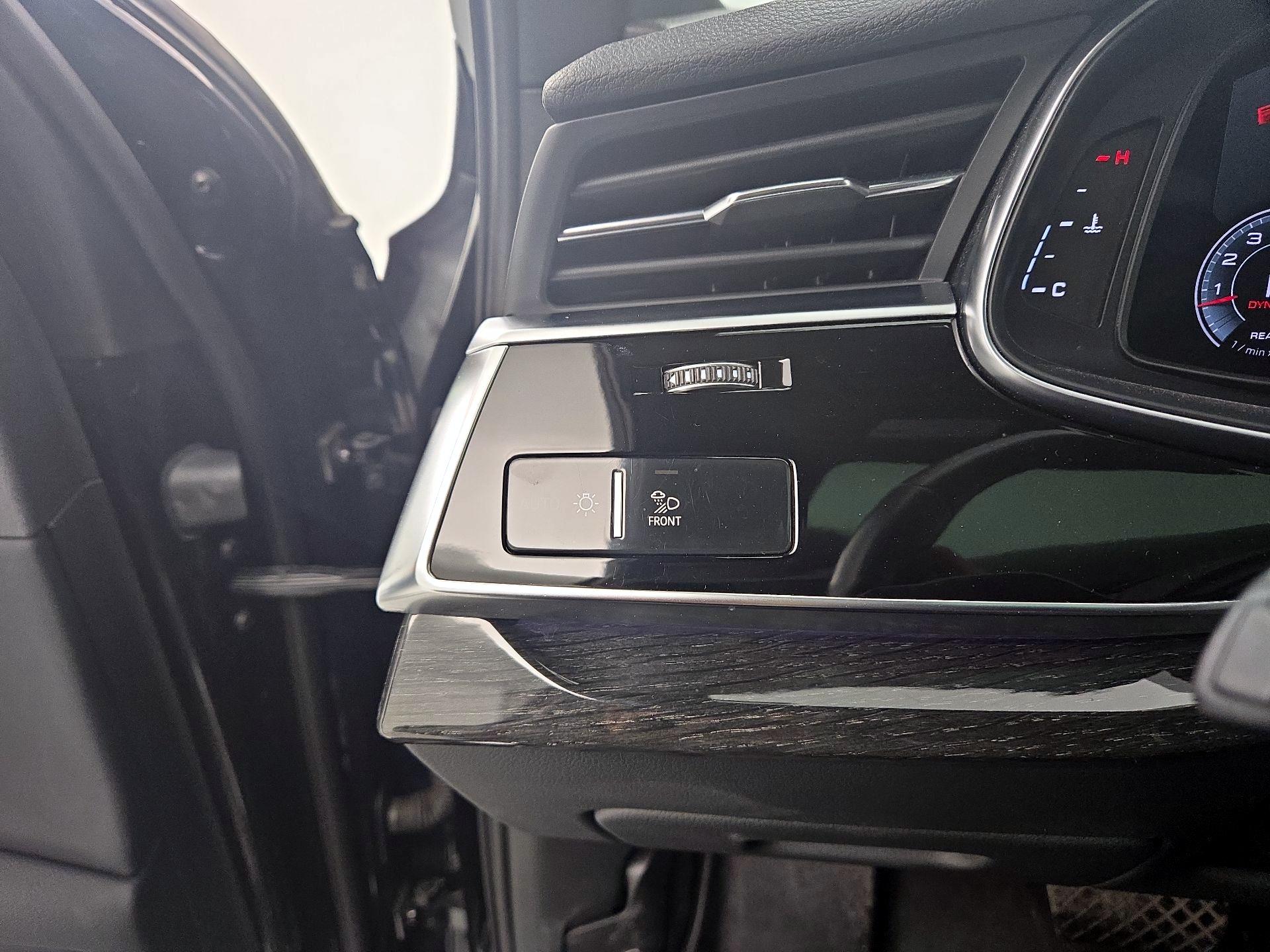 Thumbnail: 2021 Audi Q7 - 13