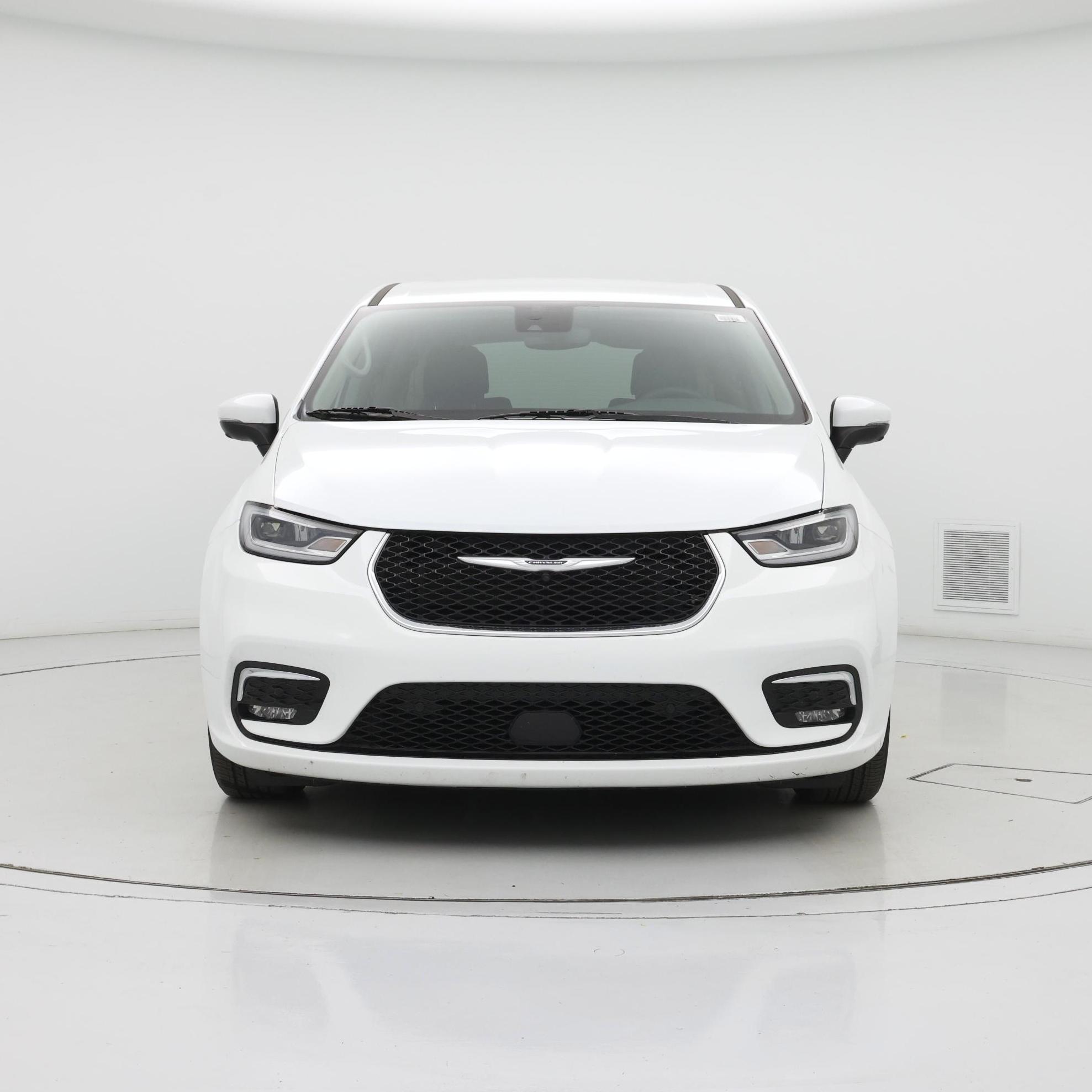 Thumbnail: 2023 Chrysler Pacifica - 5