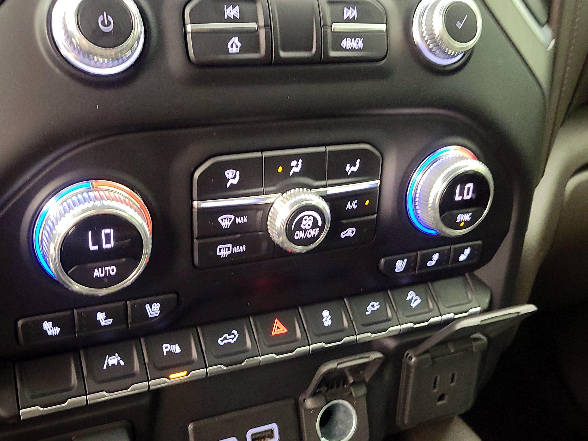 Thumbnail: 2021 GMC Sierra 1500 - 16