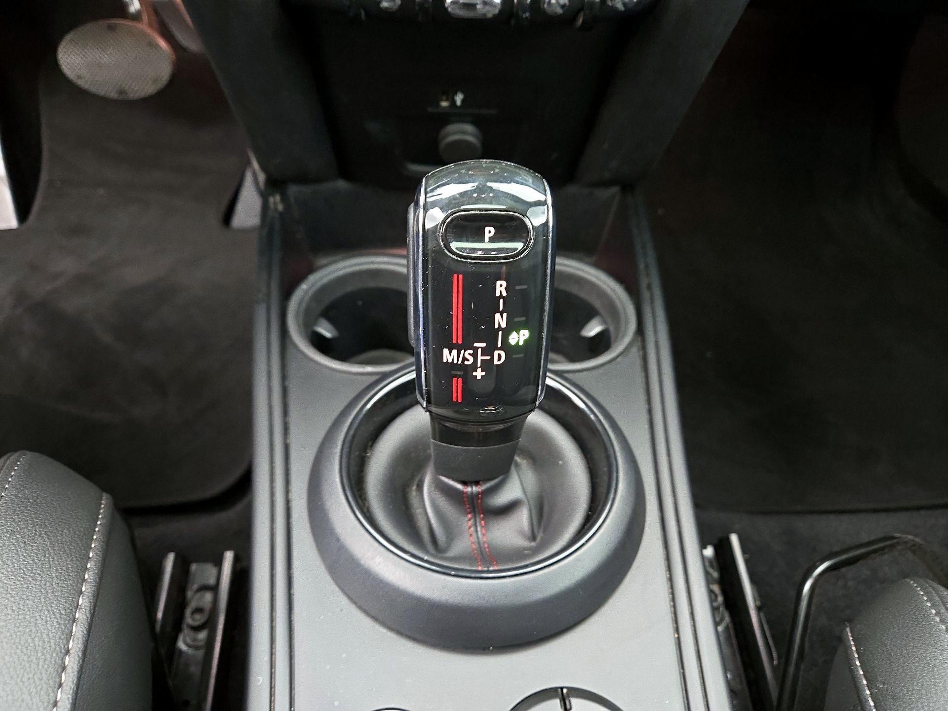 Thumbnail: 2020 MINI Cooper Countryman - 18