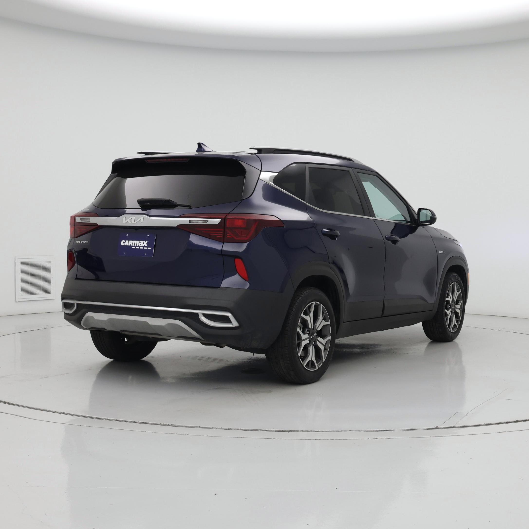 Thumbnail: 2022 Kia Seltos - 8