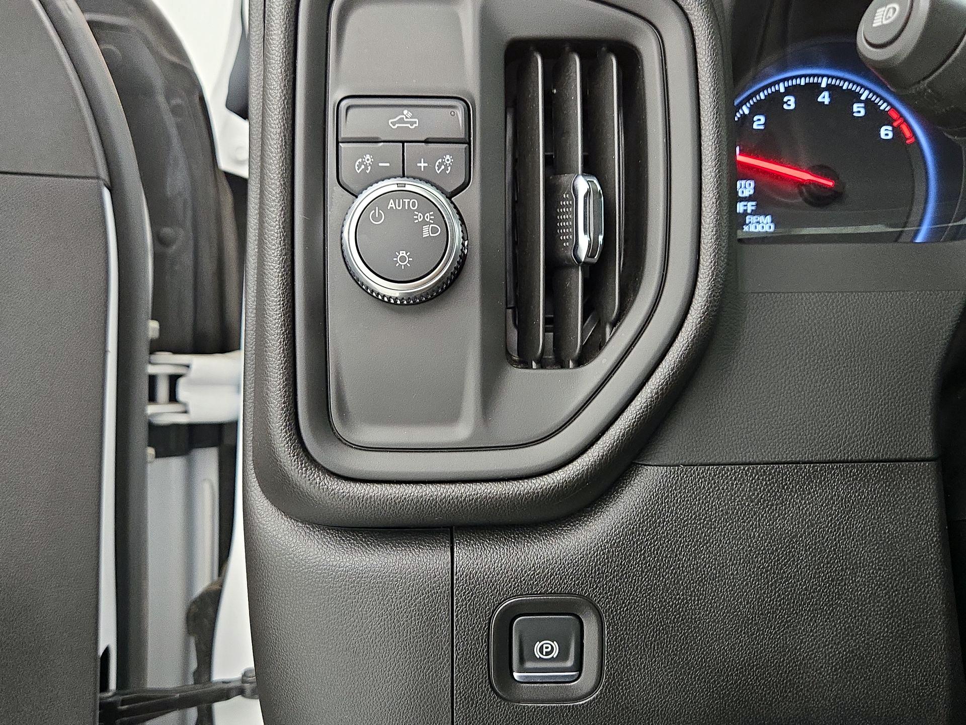 Thumbnail: 2024 GMC Sierra 1500 - 13