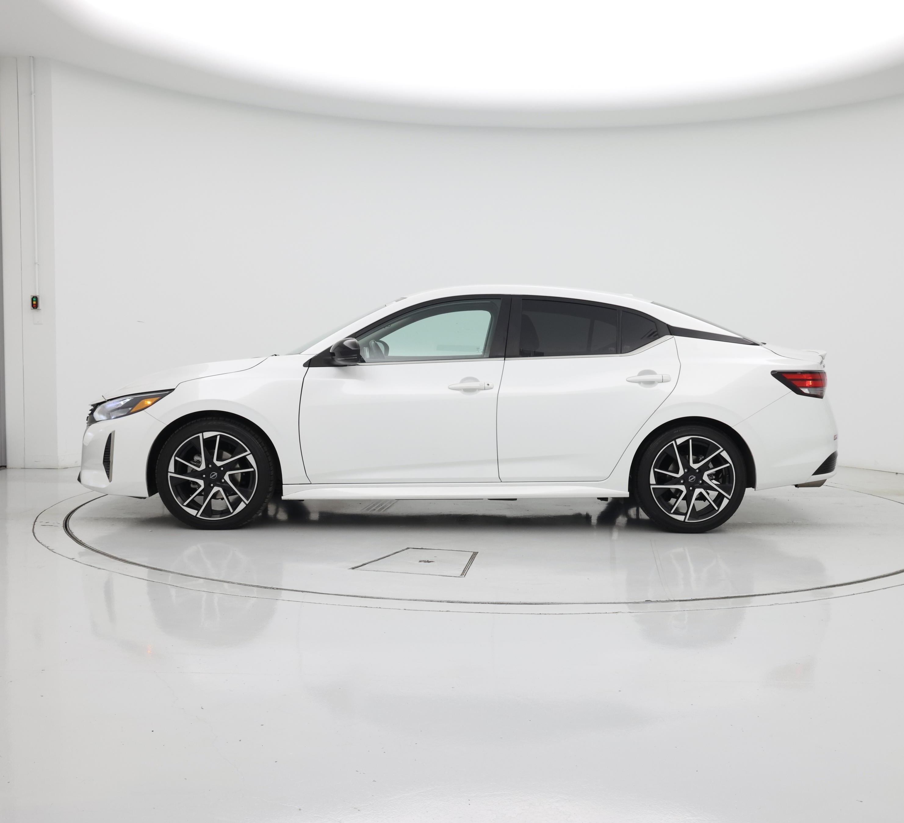 Thumbnail: 2024 Nissan Sentra - 3