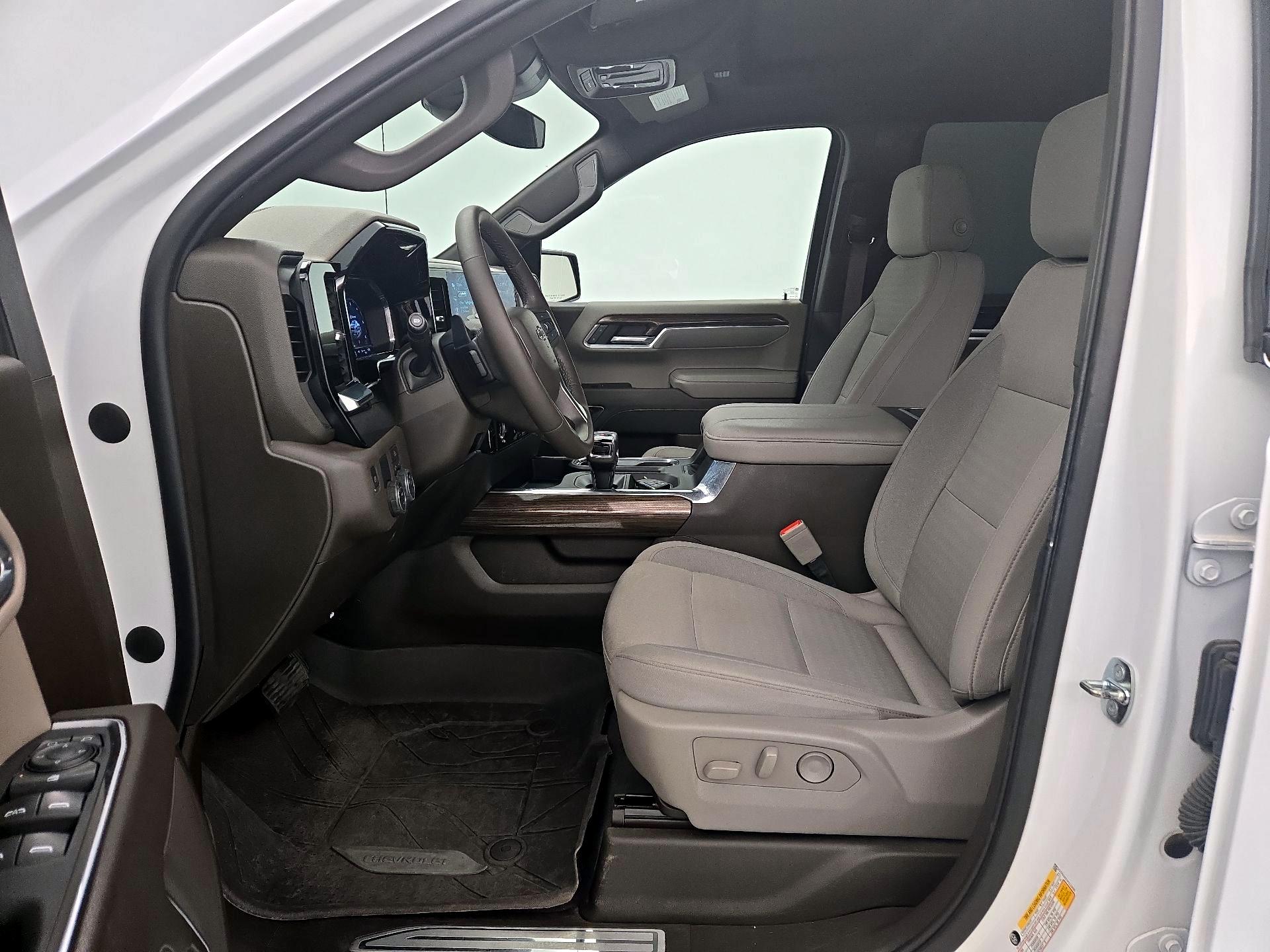 Thumbnail: 2023 Chevrolet Silverado 1500 - 11